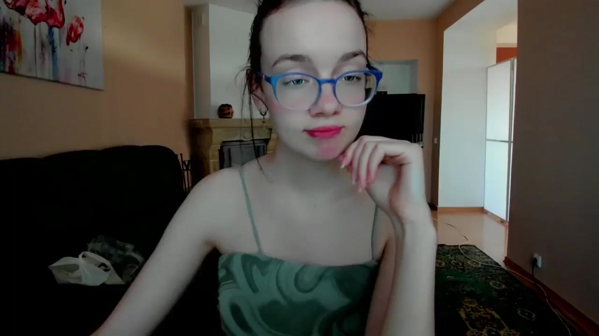 Gallery image thumbnail from Baby_Melania's myfreecams stream on, 04/22/2025, 16:06 image 11 of 20