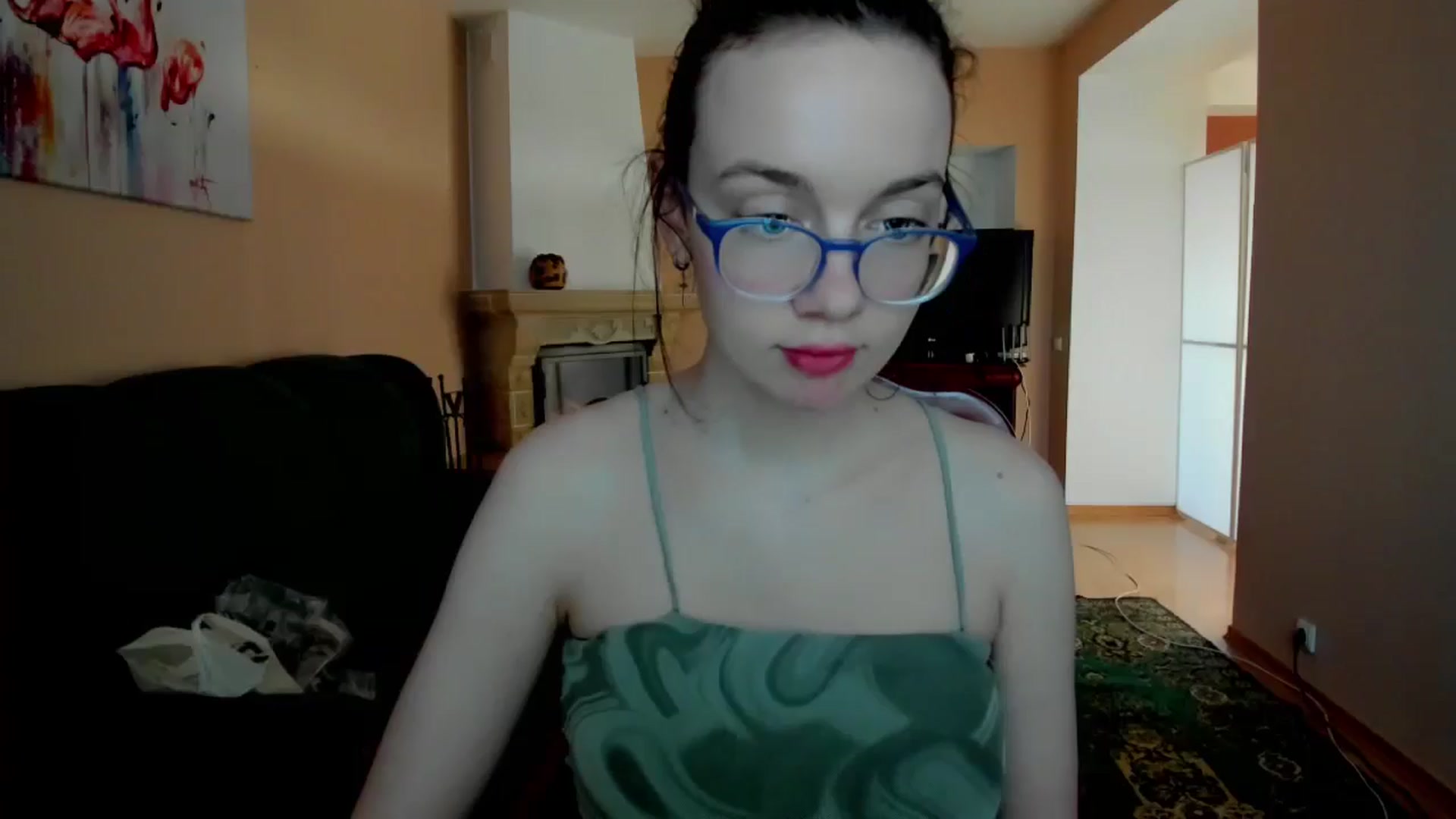 Gallery image thumbnail from Baby_Melania's myfreecams stream on, 04/22/2025, 16:06 image 17 of 20
