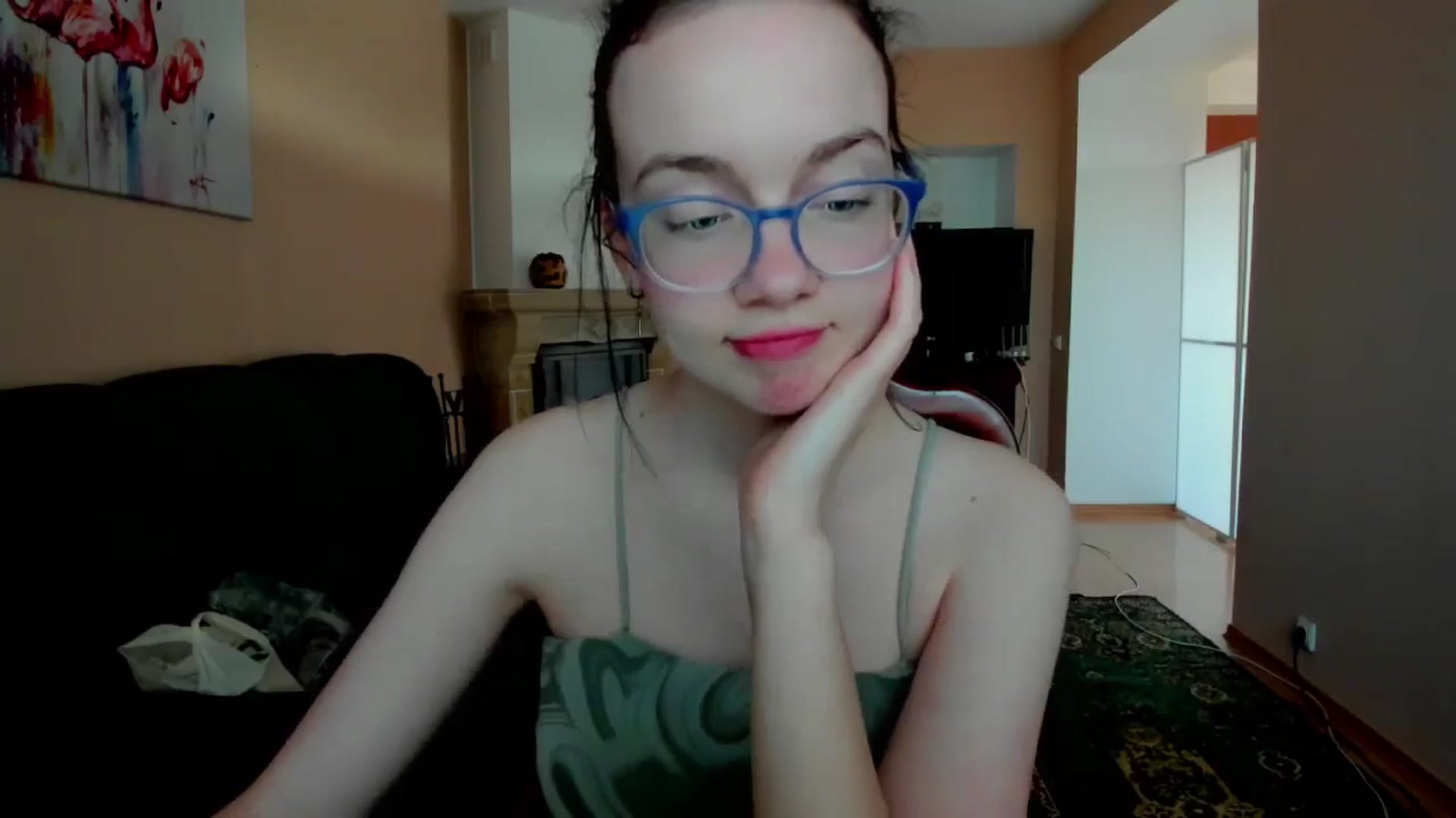 Gallery image thumbnail from Baby_Melania's myfreecams stream on, 04/22/2025, 16:06 image 5 of 20