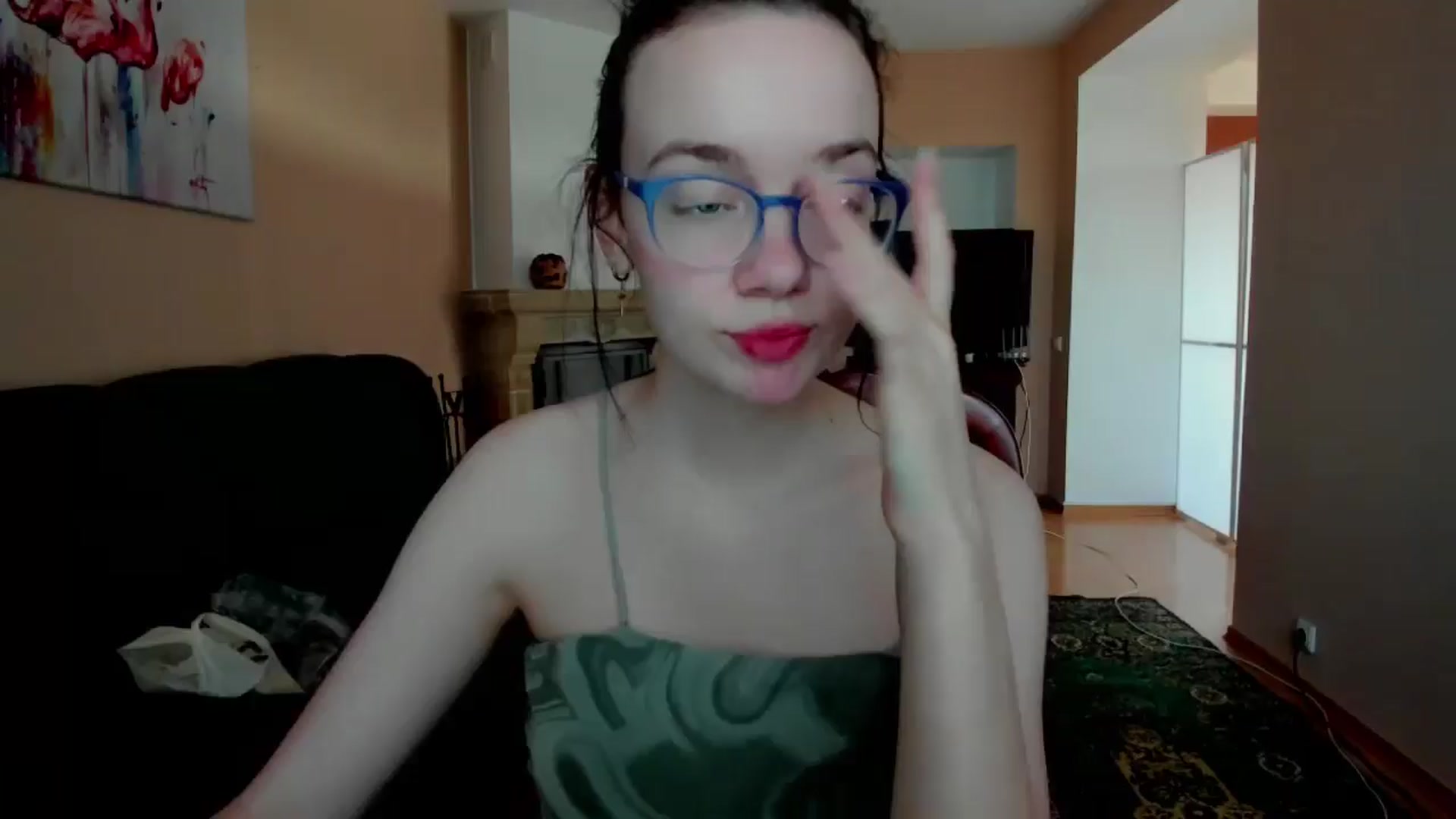 Gallery image thumbnail from Baby_Melania's myfreecams stream on, 04/22/2025, 16:06 image 9 of 20