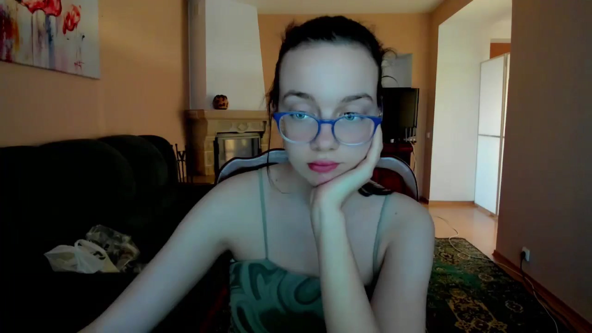 Gallery image thumbnail from Baby_Melania's myfreecams stream on, 04/22/2025, 16:40 image 3 of 20