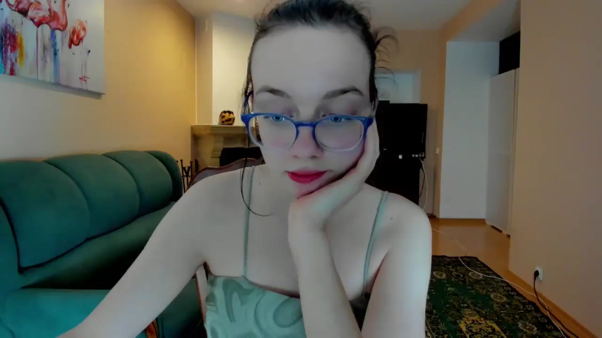 Gallery image thumbnail from Baby_Melania's myfreecams stream on, 04/22/2025, 19:16 image 16 of 20