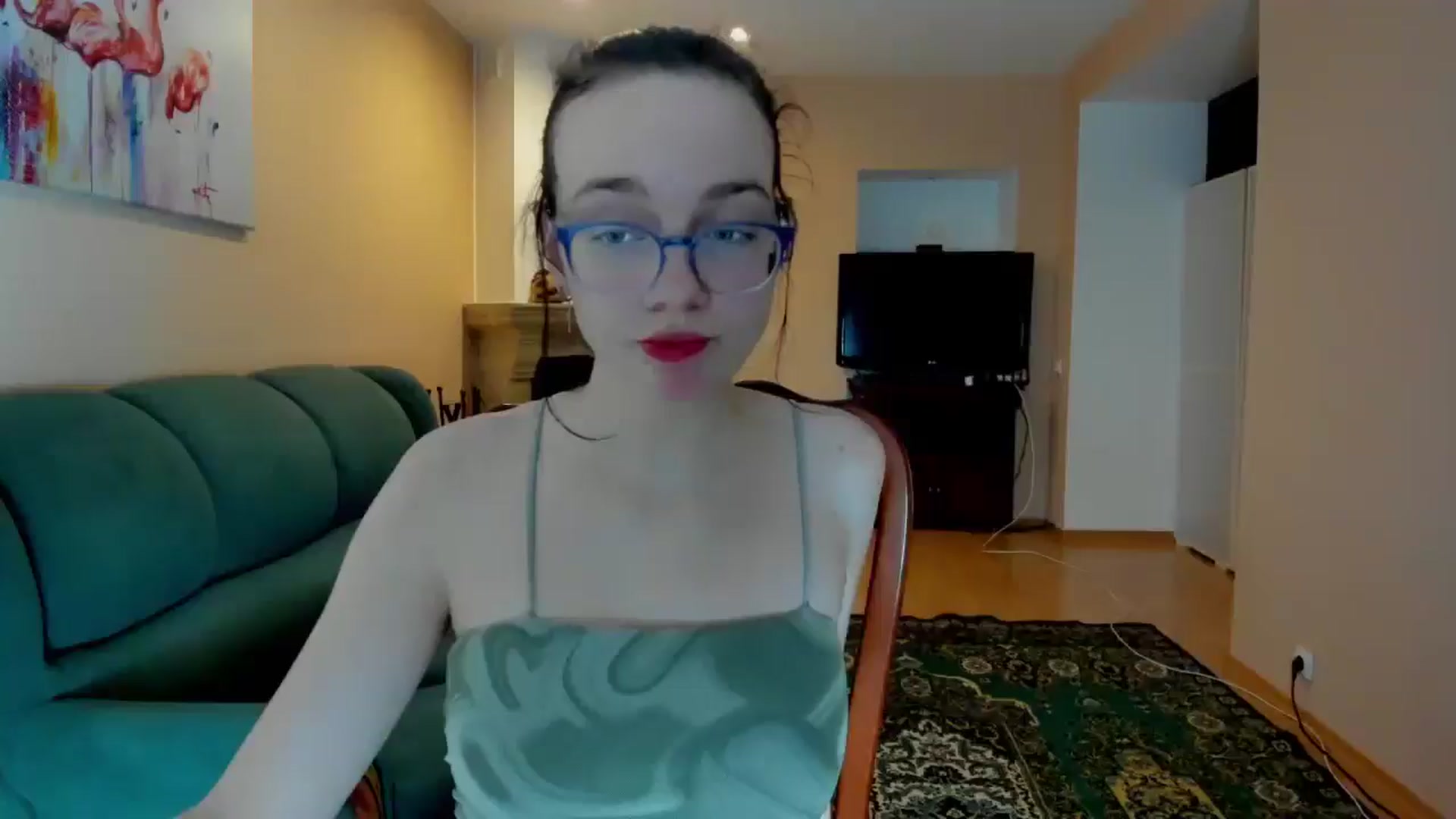 Gallery image thumbnail from Baby_Melania's myfreecams stream on, 04/22/2025, 19:16 image 18 of 20