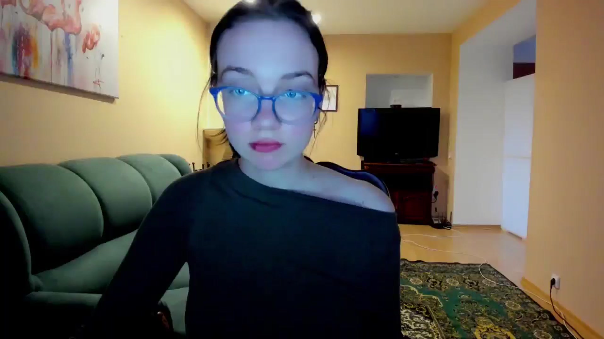 Gallery image thumbnail from Baby_Melania's myfreecams stream on, 04/25/2025, 17:00 image 18 of 20