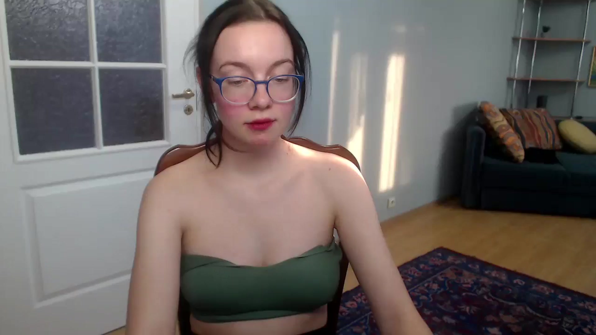 Gallery image thumbnail from Baby_Melania's myfreecams stream on, 04/30/2025, 16:13 image 12 of 20