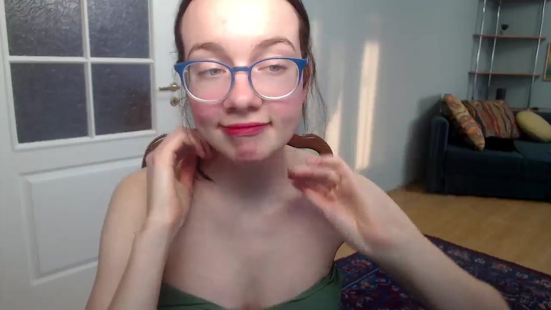 Gallery image thumbnail from Baby_Melania's myfreecams stream on, 04/30/2025, 16:13 image 16 of 20