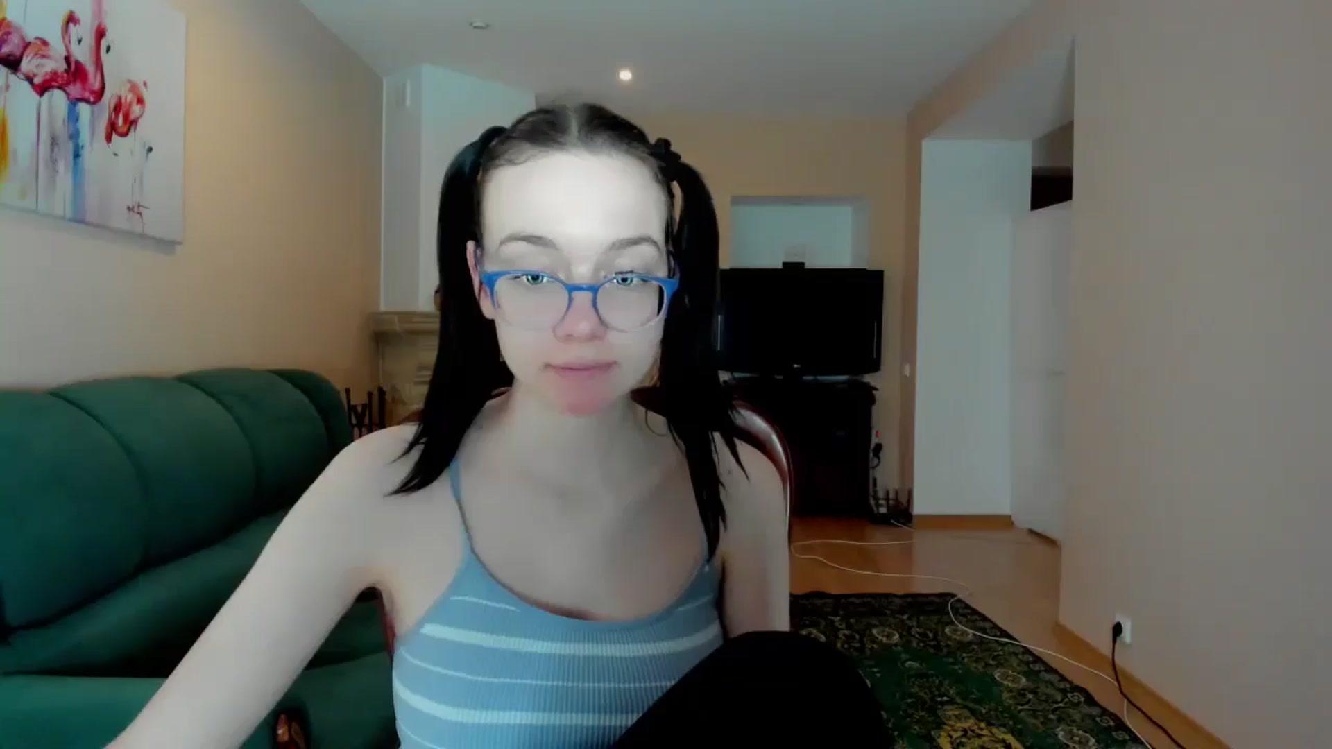 Gallery image thumbnail from Baby_Melania's myfreecams stream on, 05/03/2025, 21:10 image 18 of 20