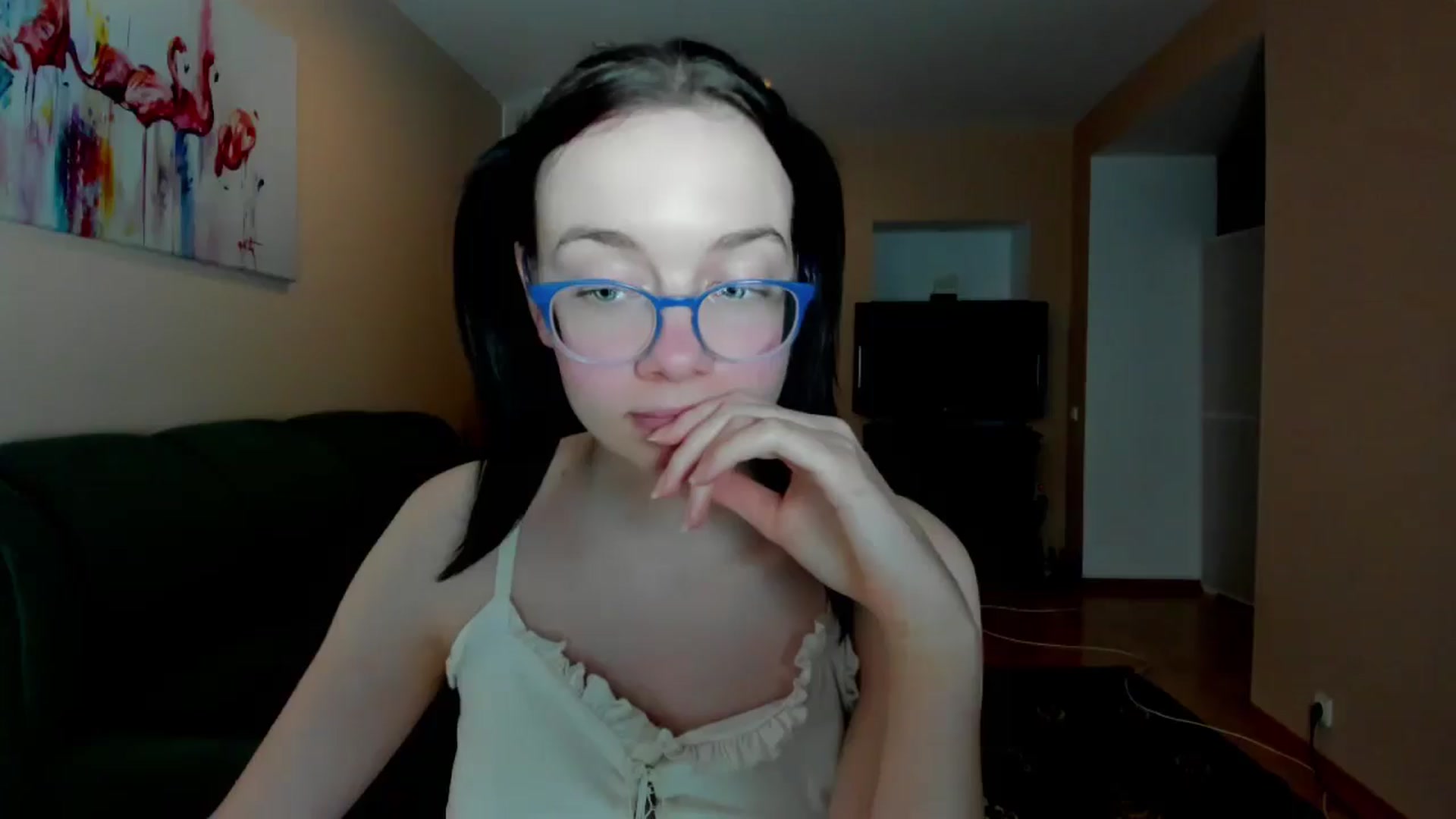 Gallery image thumbnail from Baby_Melania's myfreecams stream on, 05/04/2025, 18:32 image 8 of 20