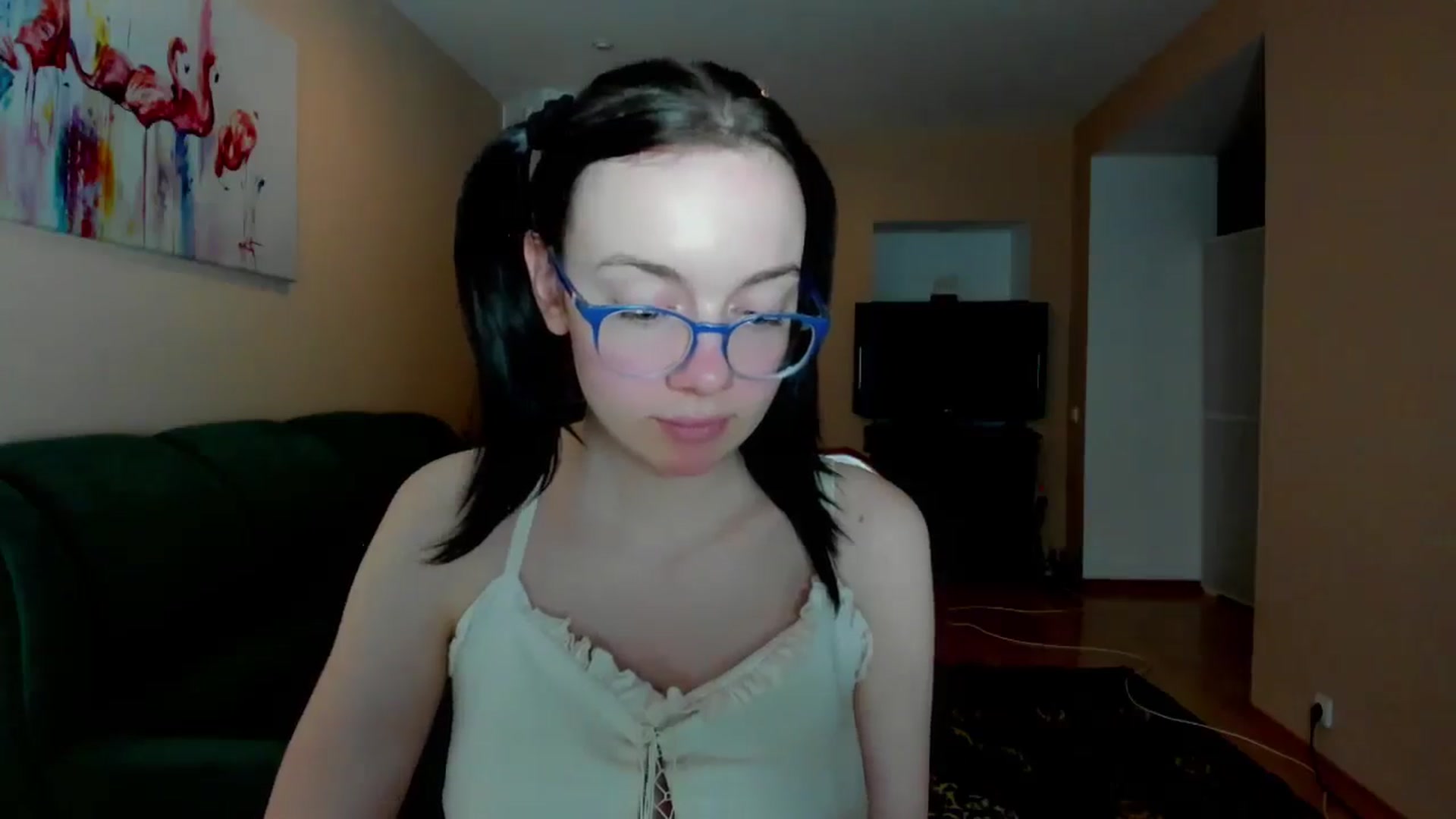 Gallery image thumbnail from Baby_Melania's myfreecams stream on, 05/04/2025, 18:32 image 14 of 20