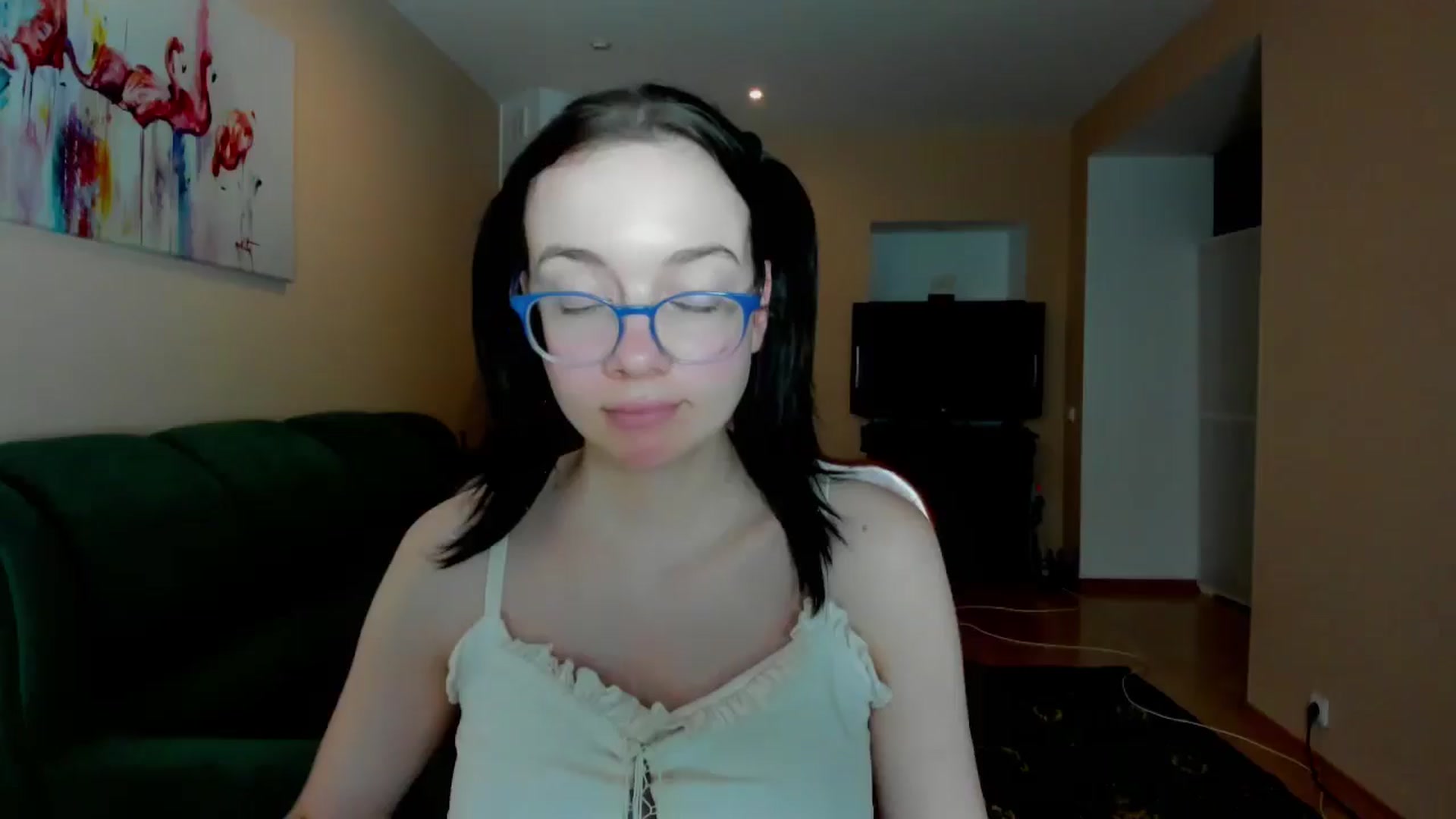Gallery image thumbnail from Baby_Melania's myfreecams stream on, 05/04/2025, 18:32 image 18 of 20
