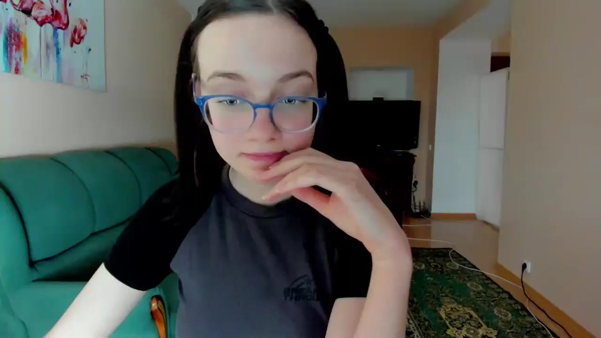 Gallery image thumbnail from Baby_Melania's myfreecams stream on, 05/06/2025, 17:11 image 3 of 20