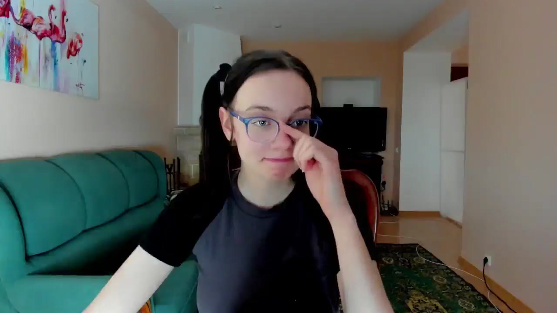 Gallery image thumbnail from Baby_Melania's myfreecams stream on, 05/06/2025, 19:08 image 15 of 20