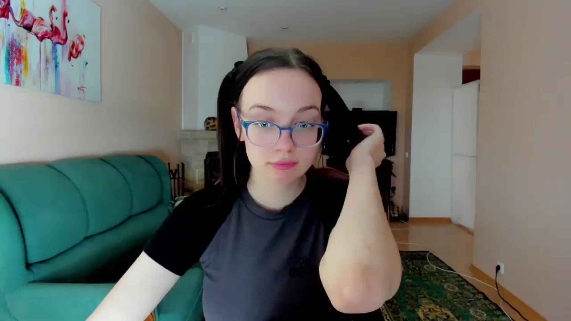 Gallery image thumbnail from Baby_Melania's myfreecams stream on, 05/06/2025, 19:08 image 8 of 20