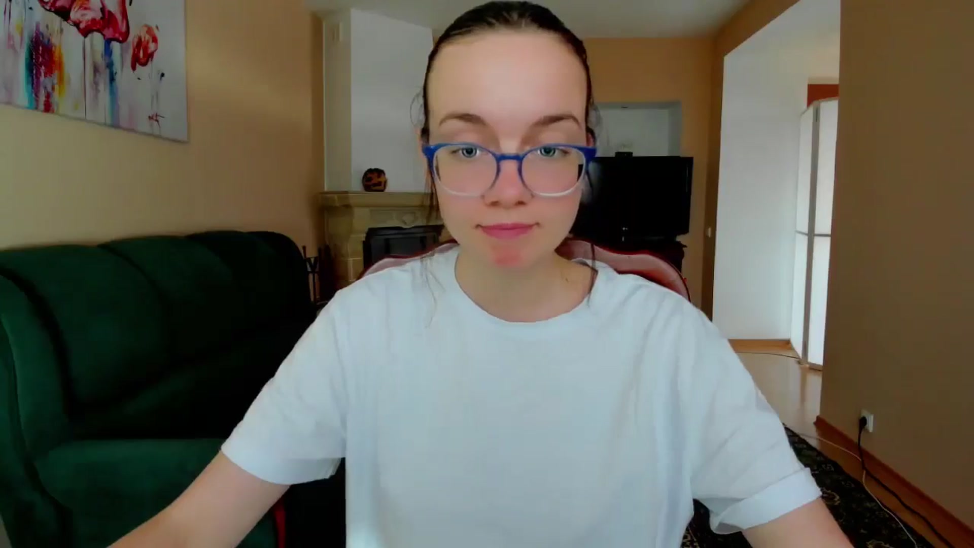 Gallery image thumbnail from Baby_Melania's myfreecams stream on, 05/08/2025, 15:15 image 14 of 20