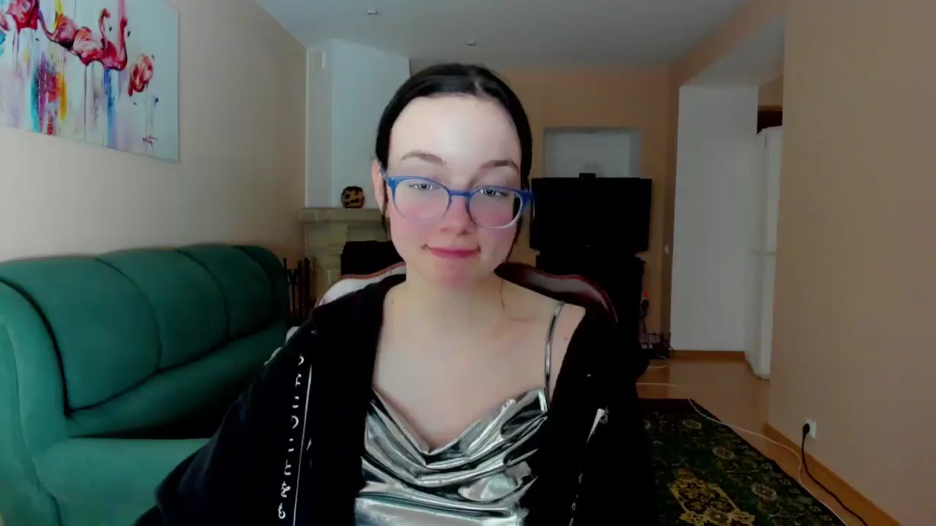 Gallery image thumbnail from Baby_Melania's myfreecams stream on, 05/13/2025, 19:00 image 16 of 20