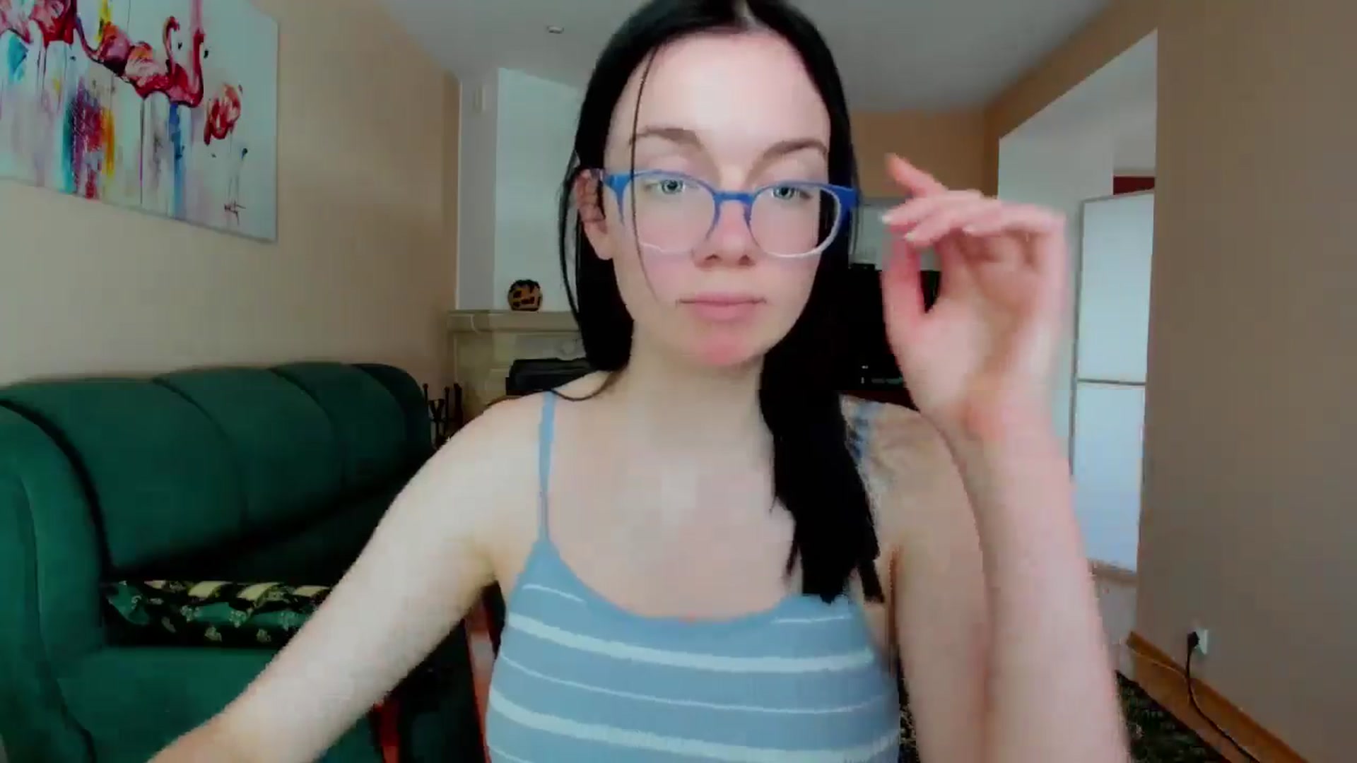 Gallery image thumbnail from Baby_Melania's myfreecams stream on, 05/19/2025, 14:32 image 9 of 20