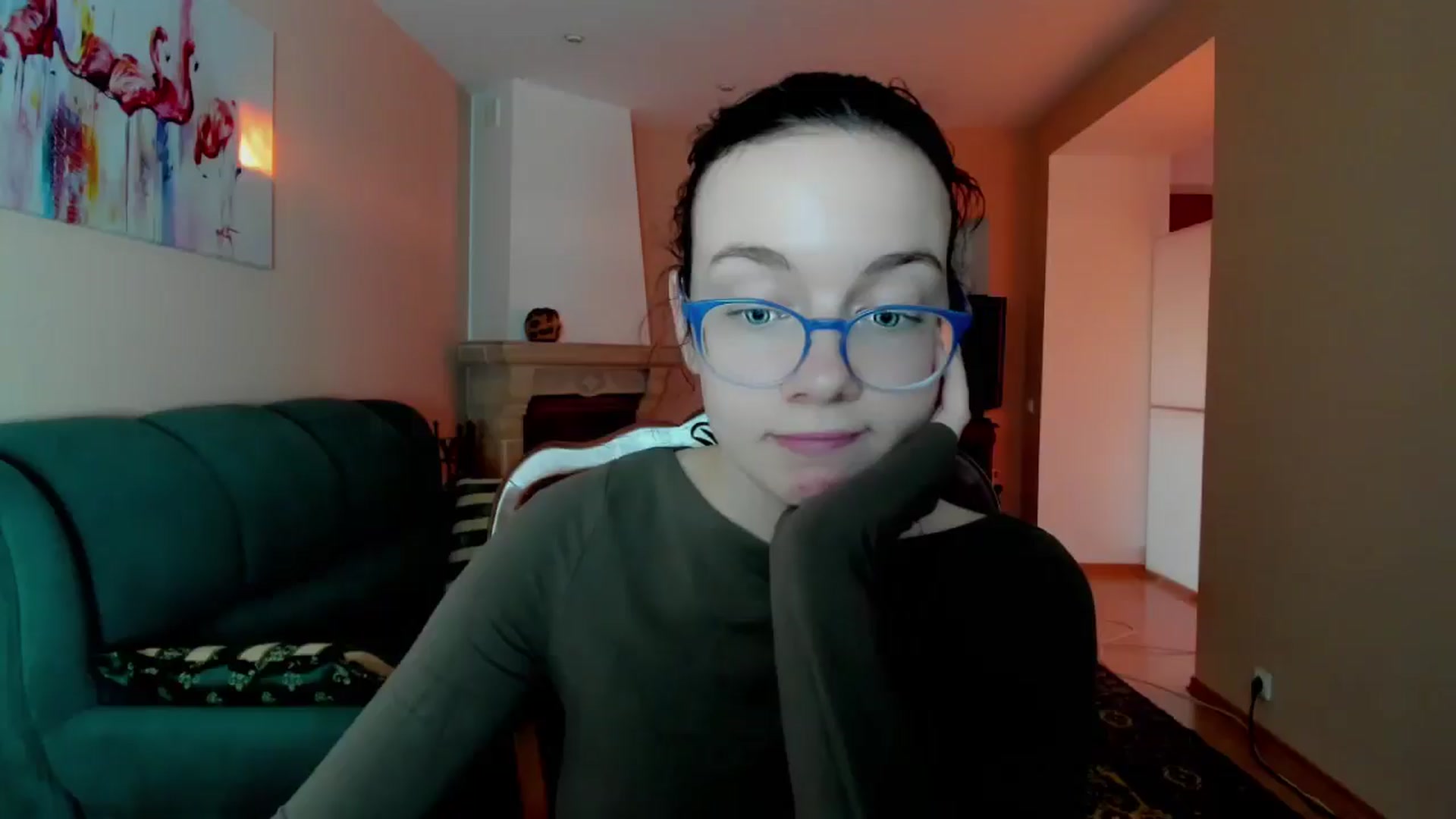 Gallery image thumbnail from Baby_Melania's myfreecams stream on, 05/21/2025, 17:23 image 16 of 20