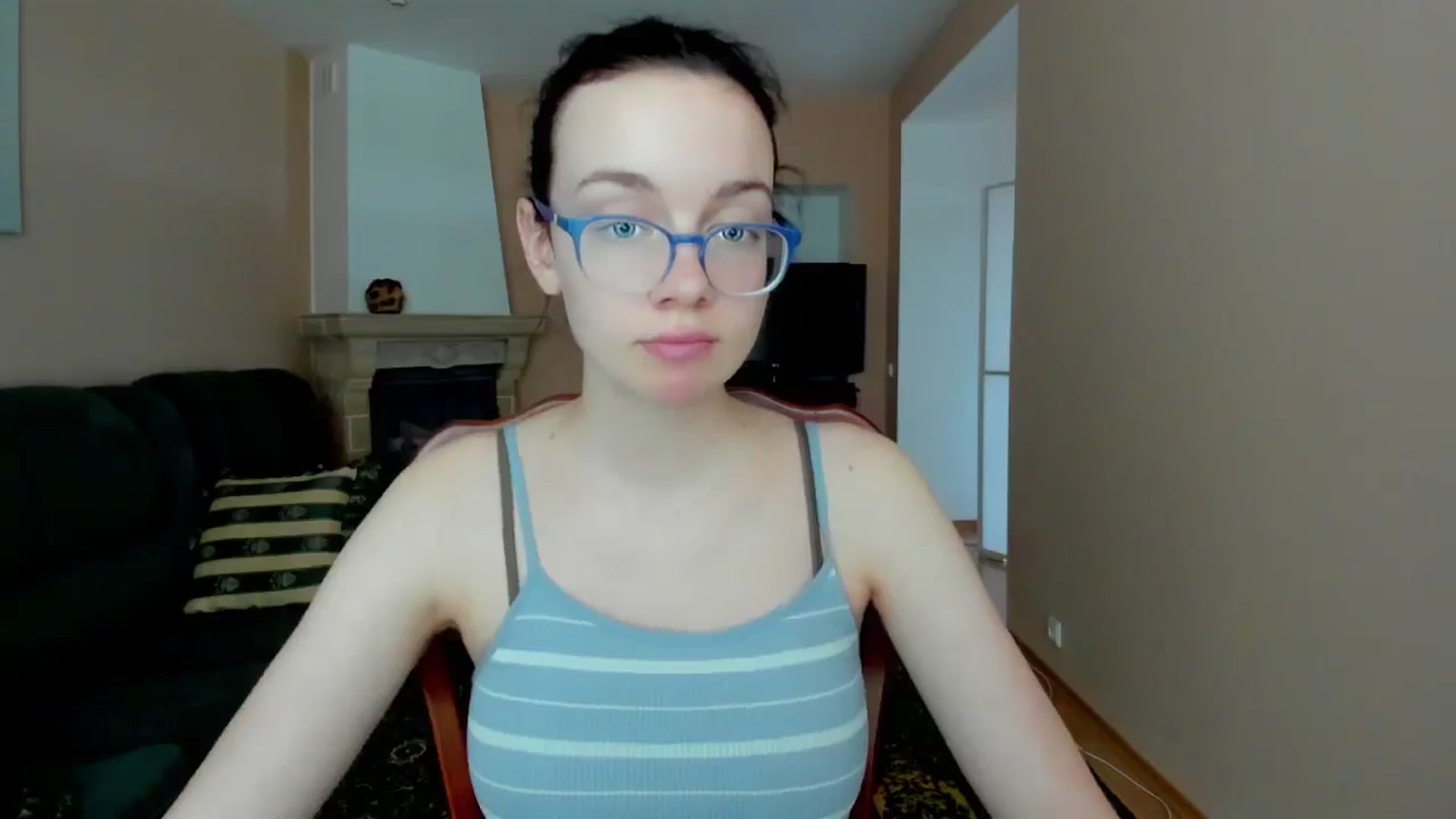 Gallery image thumbnail from Baby_Melania's myfreecams stream on, 05/27/2025, 15:21 image 16 of 20