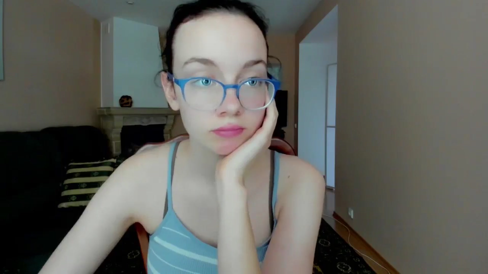 Gallery image thumbnail from Baby_Melania's myfreecams stream on, 05/27/2025, 16:57 image 12 of 20