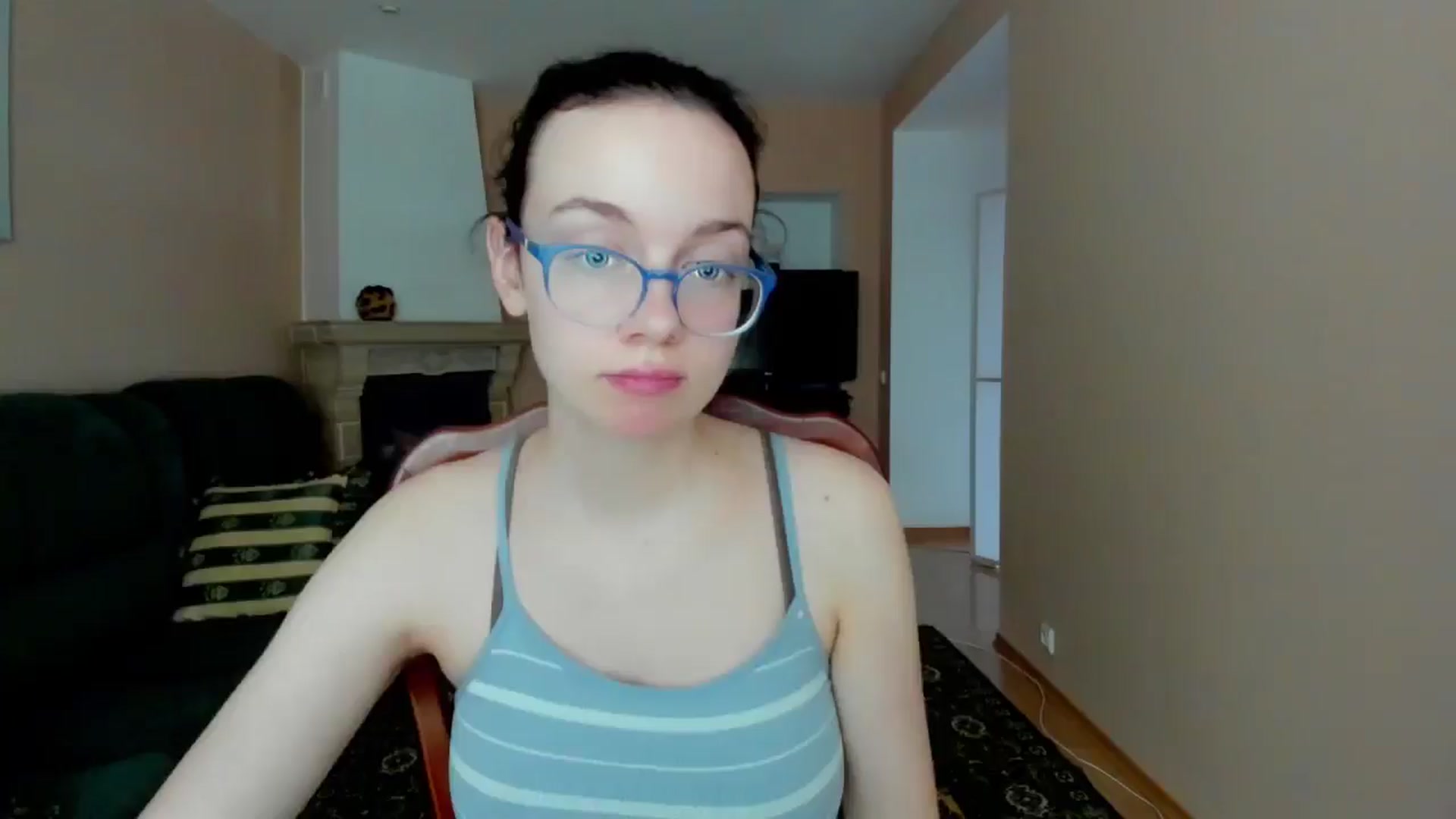 Gallery image thumbnail from Baby_Melania's myfreecams stream on, 05/27/2025, 16:57 image 15 of 20