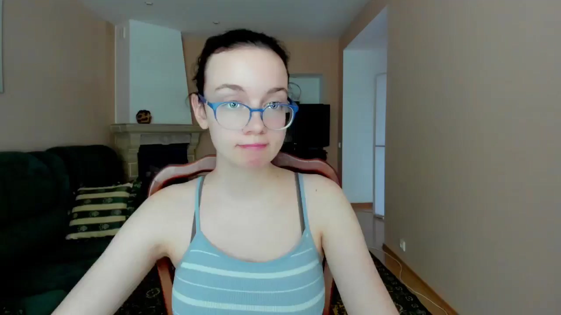 Gallery image thumbnail from Baby_Melania's myfreecams stream on, 05/27/2025, 16:57 image 17 of 20