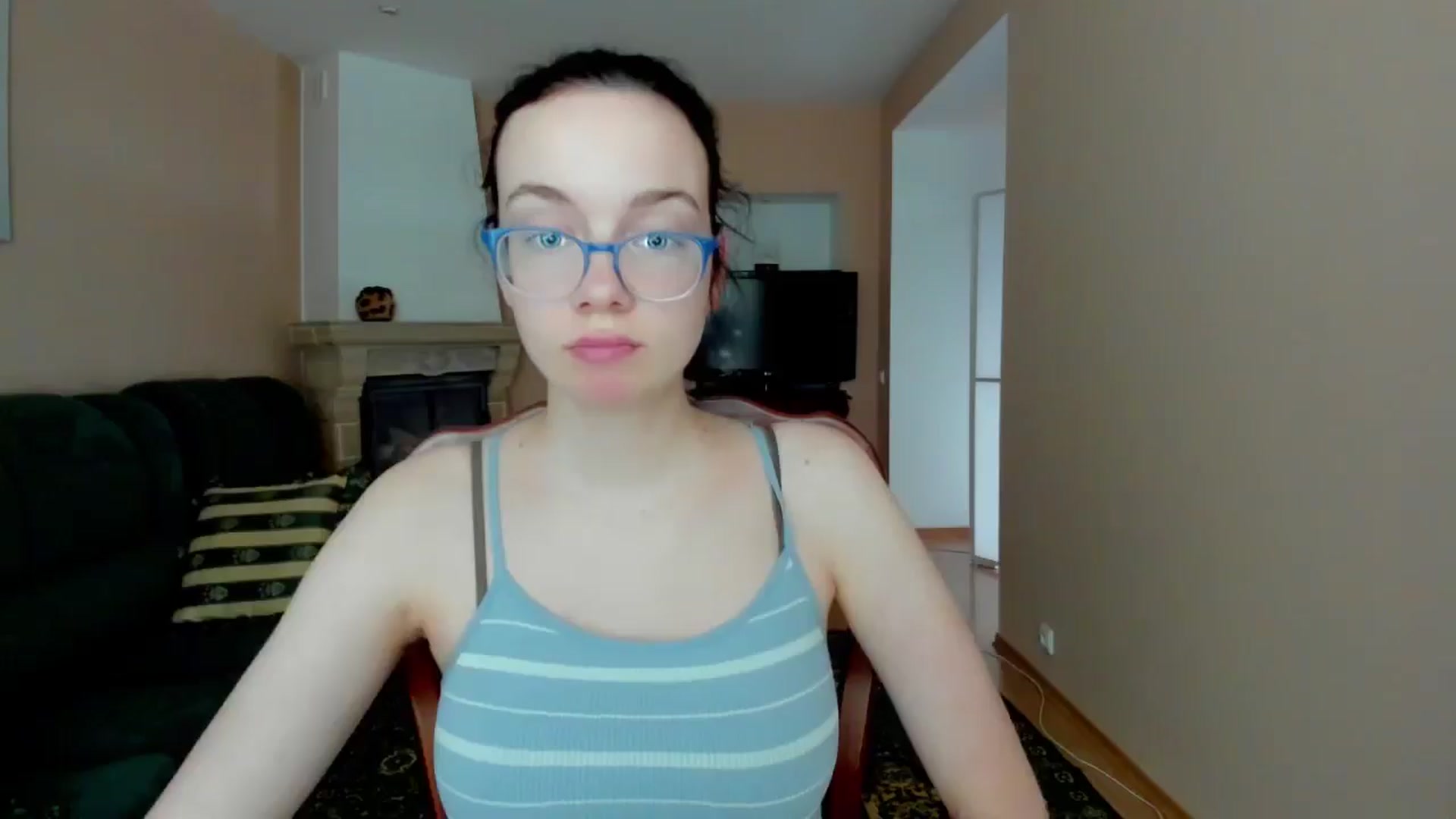 Gallery image thumbnail from Baby_Melania's myfreecams stream on, 05/27/2025, 16:57 image 6 of 20