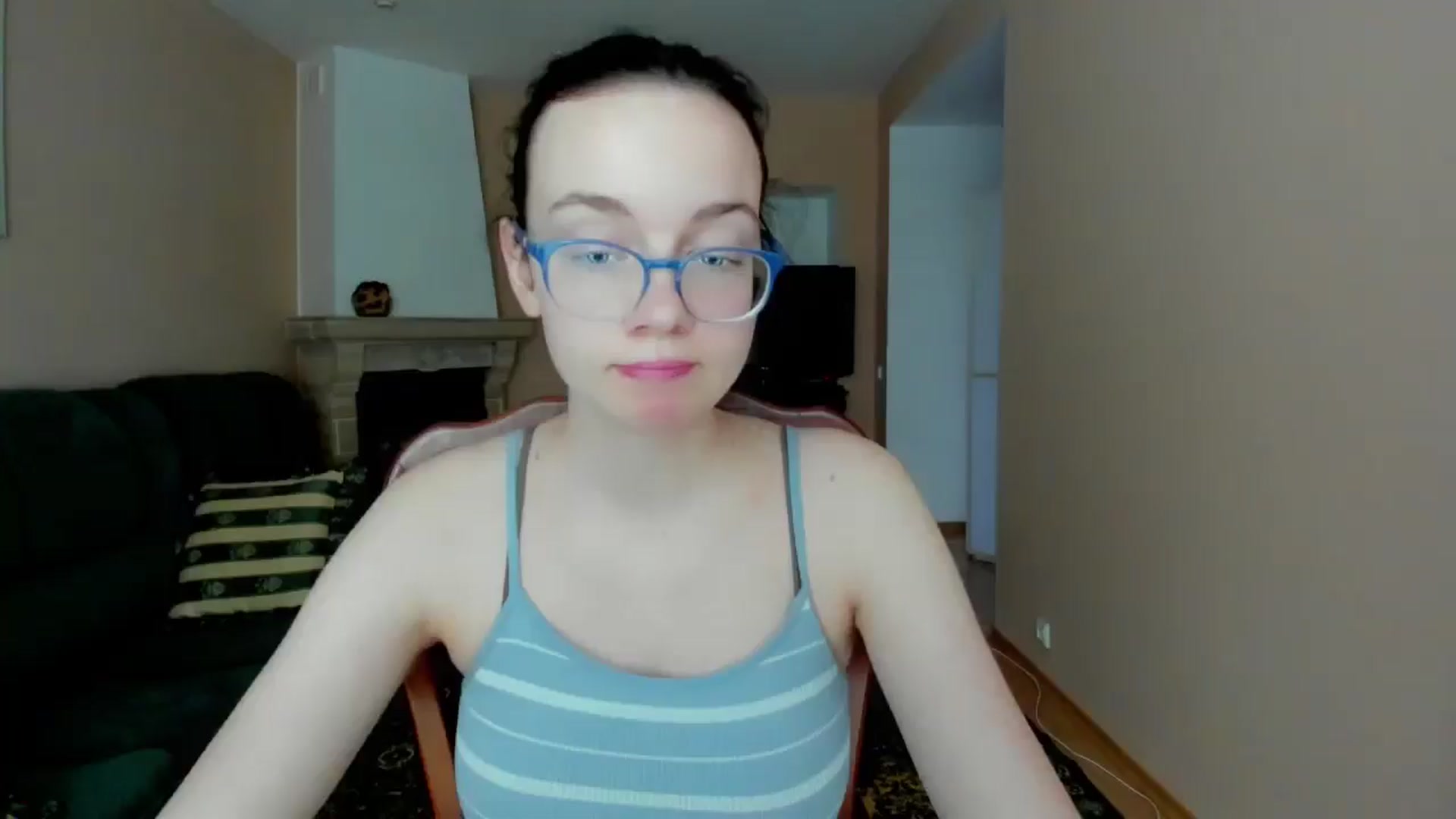 Gallery image thumbnail from Baby_Melania's myfreecams stream on, 05/27/2025, 17:54 image 1 of 20