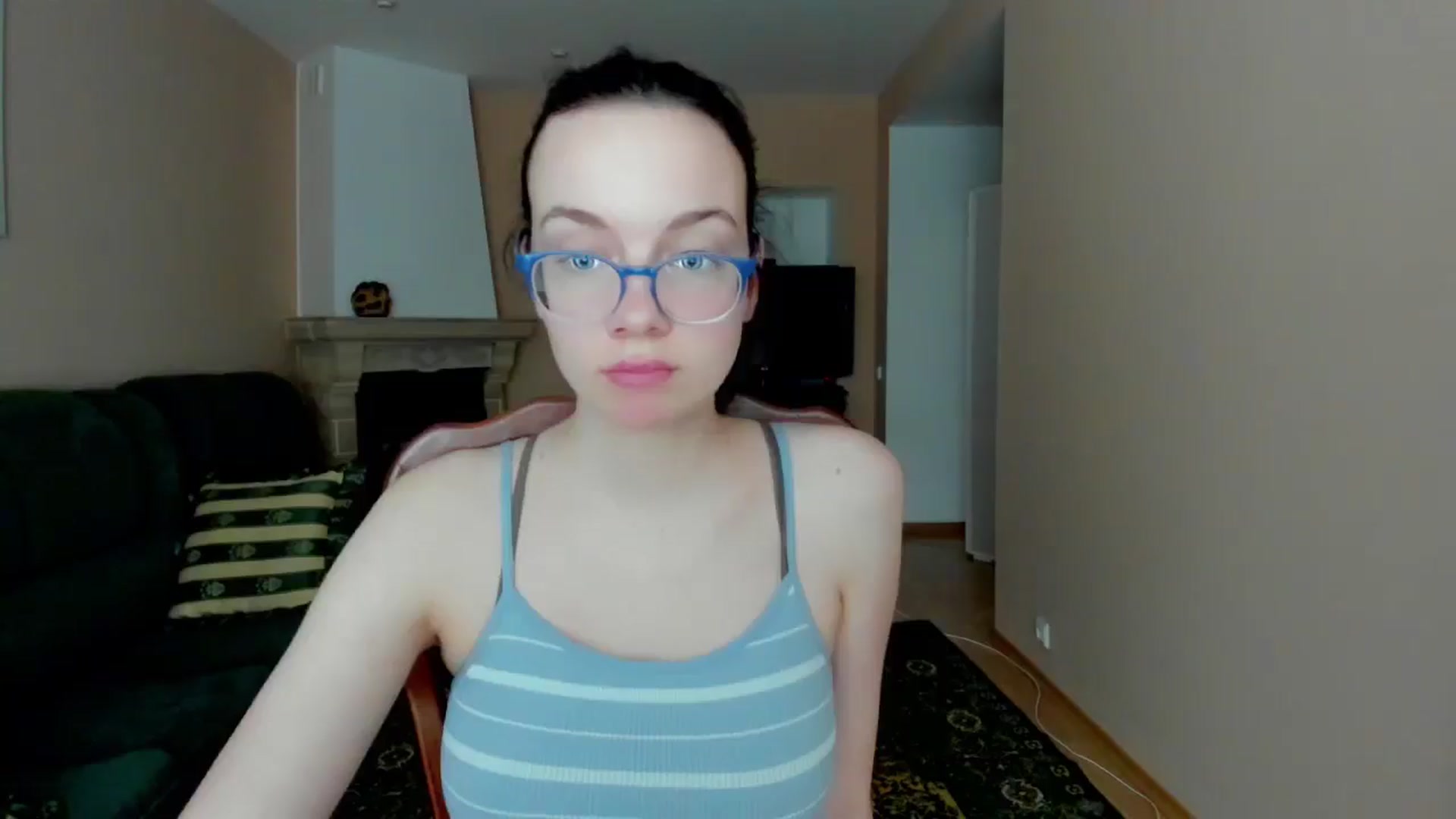 Gallery image thumbnail from Baby_Melania's myfreecams stream on, 05/27/2025, 18:58 image 8 of 20