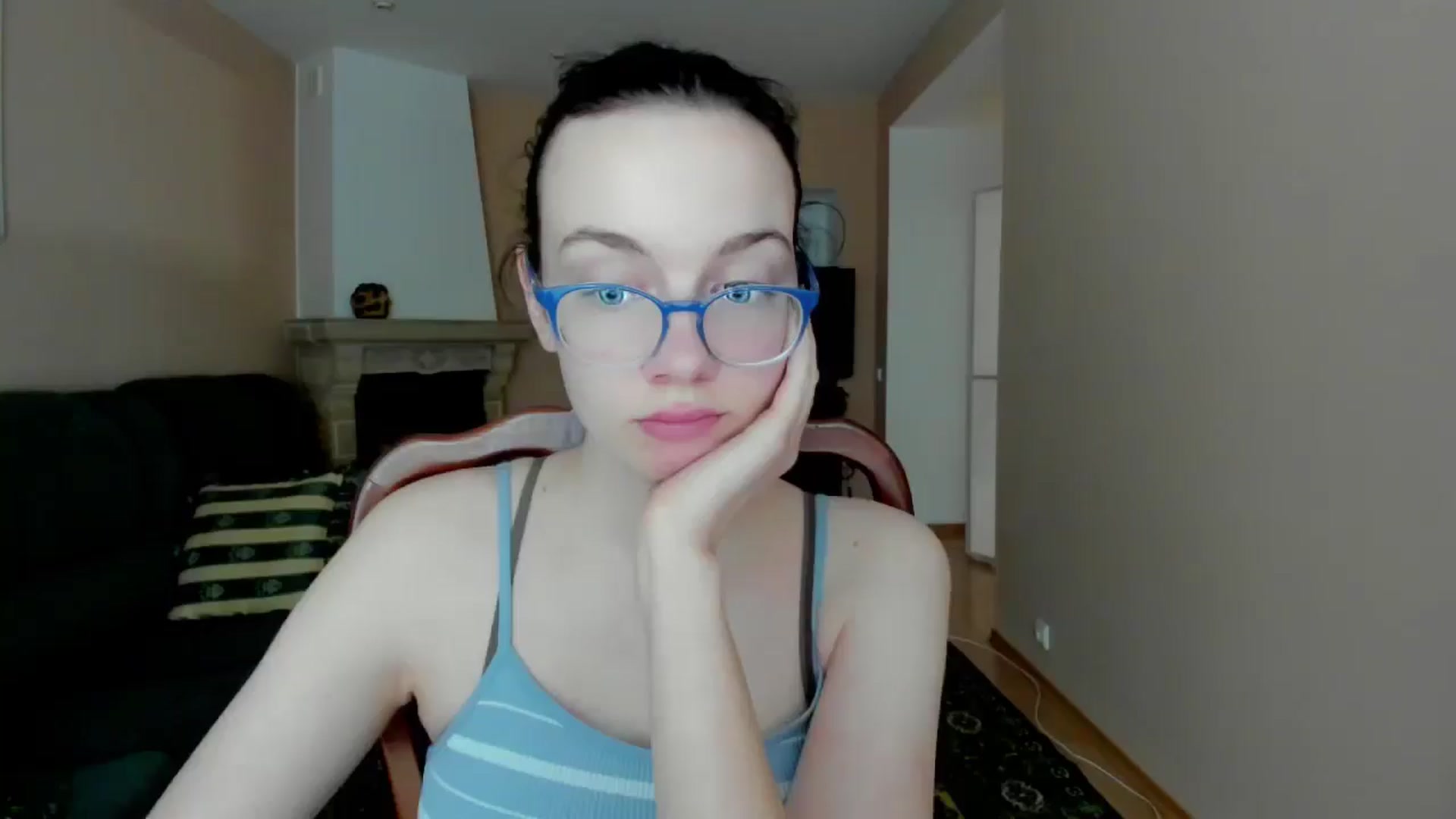 Gallery image thumbnail from Baby_Melania's myfreecams stream on, 05/27/2025, 18:58 image 18 of 20