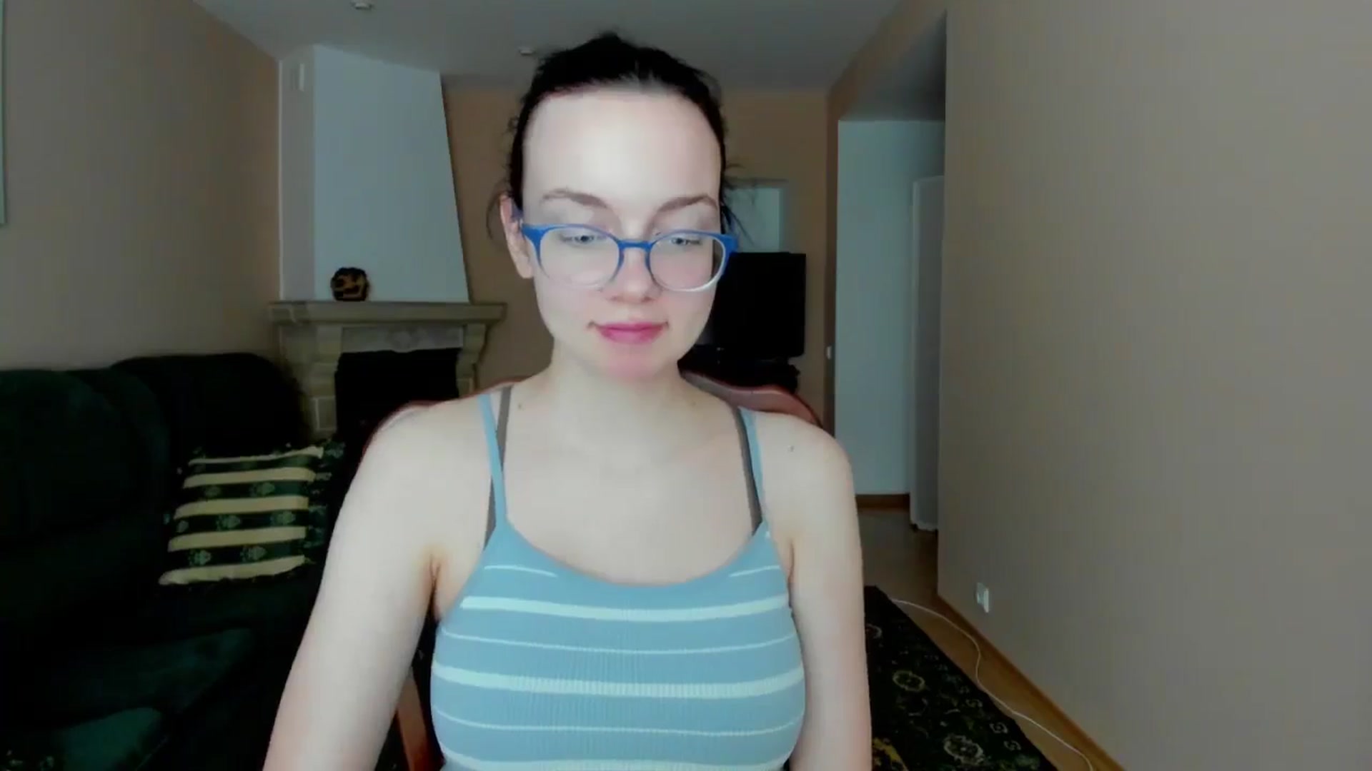 Gallery image thumbnail from Baby_Melania's myfreecams stream on, 05/27/2025, 18:58 image 7 of 20