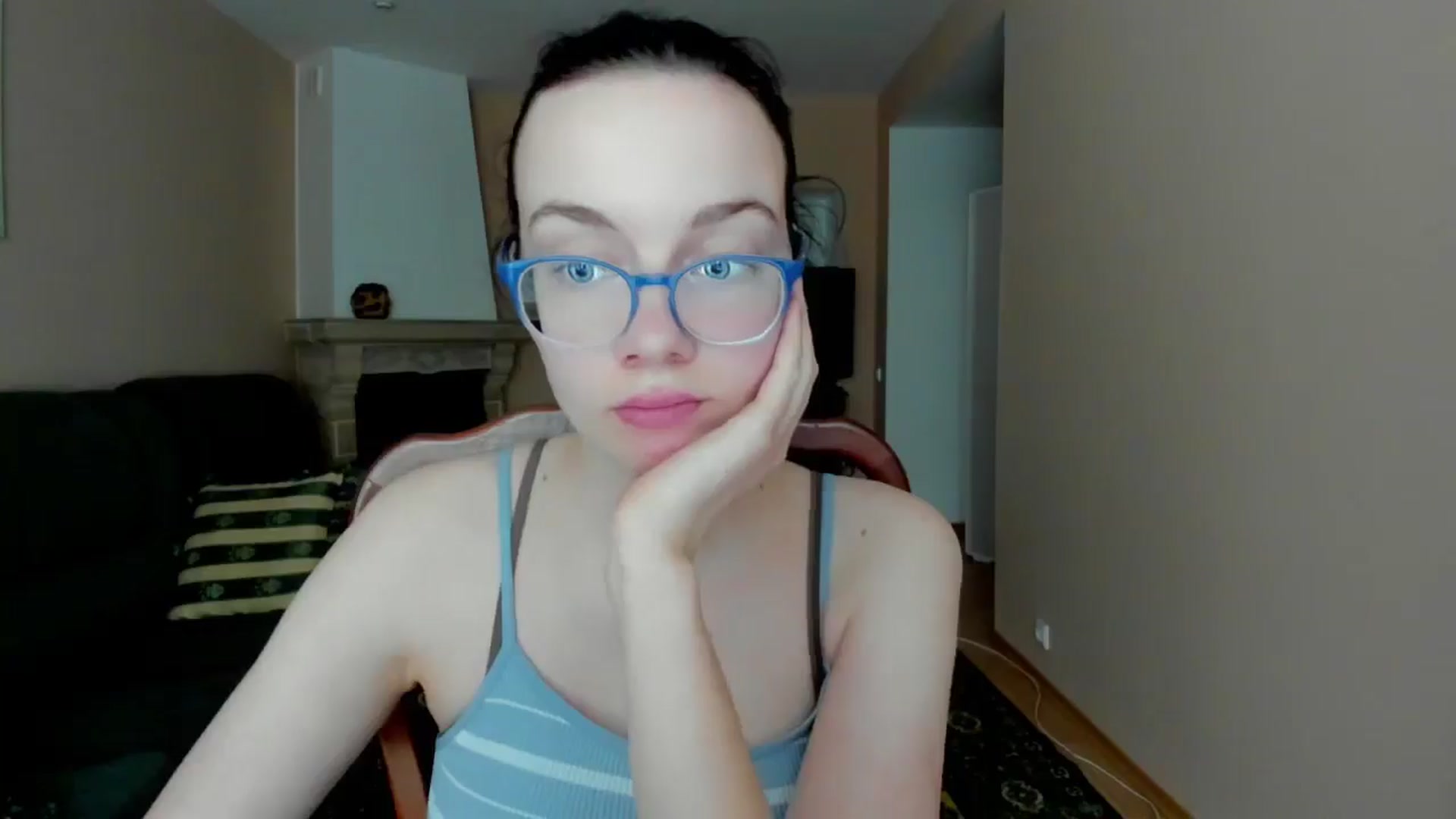 Gallery image thumbnail from Baby_Melania's myfreecams stream on, 05/27/2025, 18:58 image 14 of 20