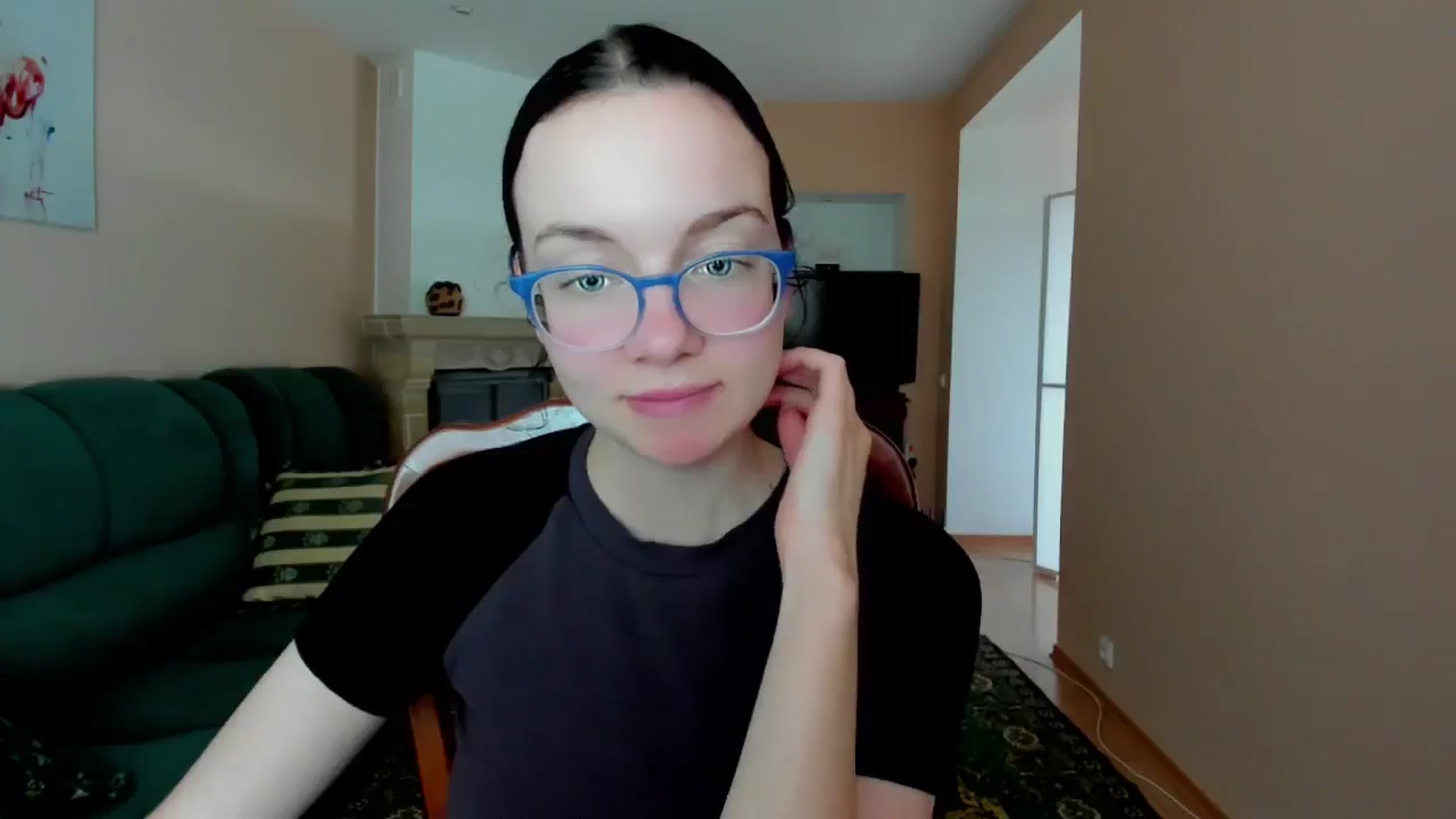 Gallery image thumbnail from Baby_Melania's myfreecams stream on, 05/28/2025, 15:18 image 12 of 20