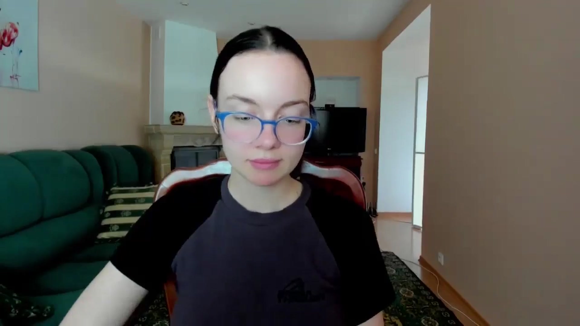 Gallery image thumbnail from Baby_Melania's myfreecams stream on, 05/28/2025, 15:18 image 15 of 20