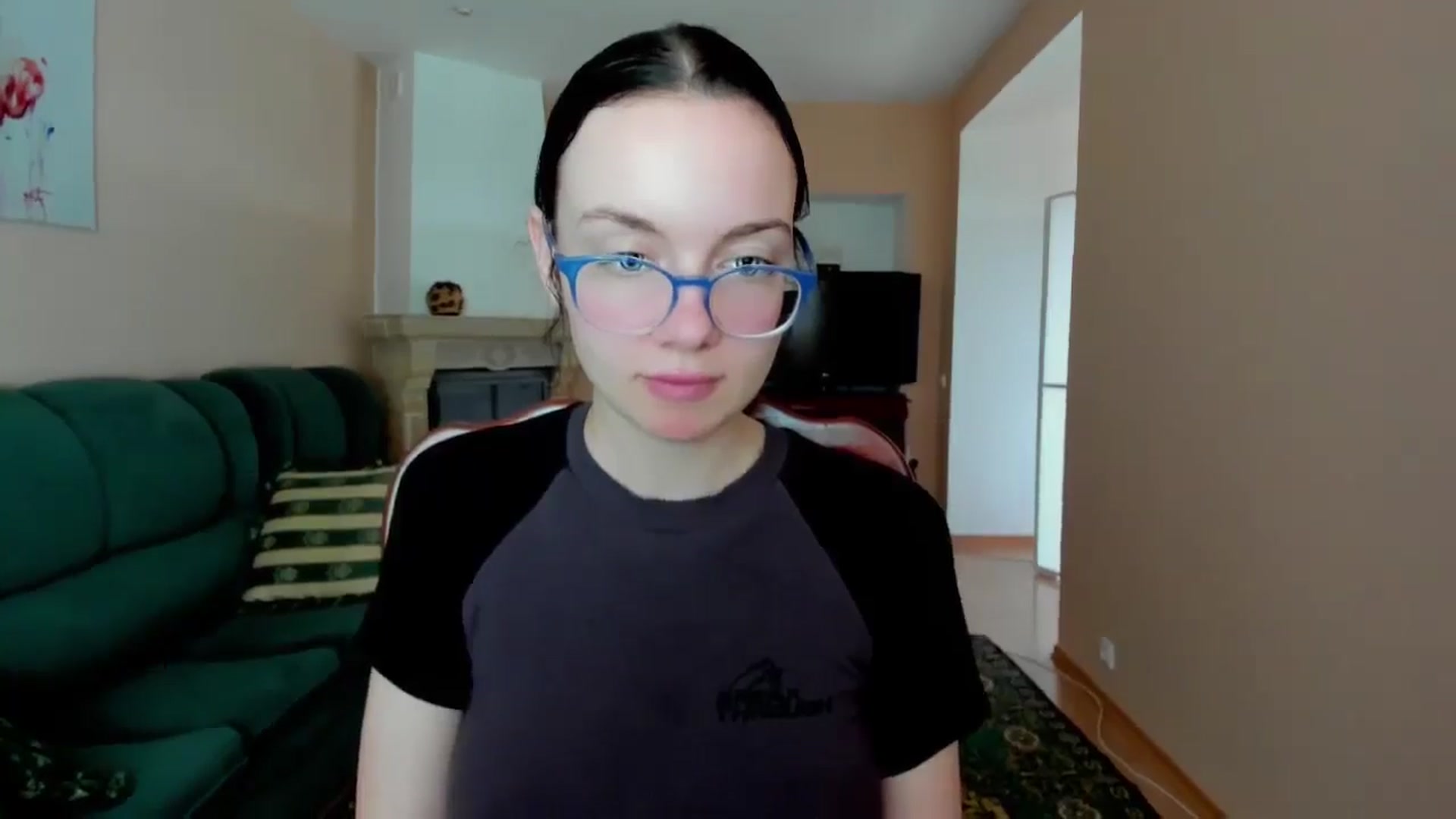 Gallery image thumbnail from Baby_Melania's myfreecams stream on, 05/28/2025, 15:18 image 9 of 20