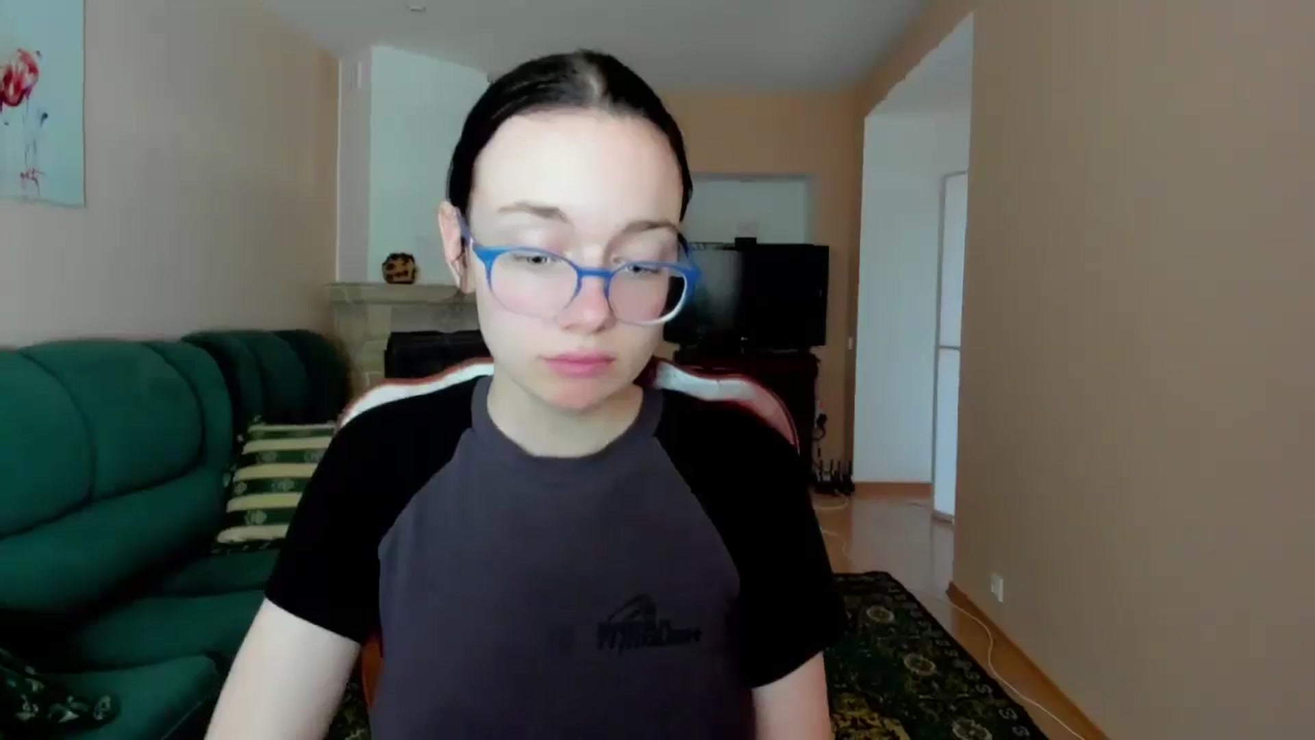 Gallery image thumbnail from Baby_Melania's myfreecams stream on, 05/28/2025, 15:53 image 15 of 20