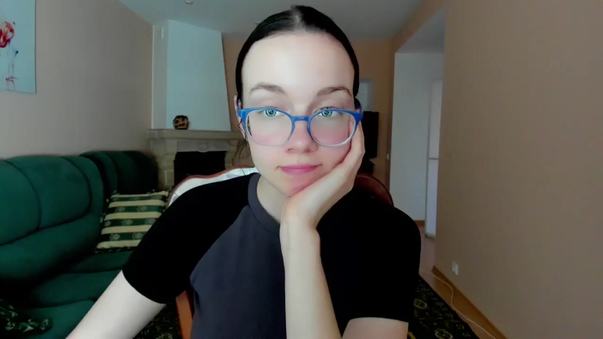 Gallery image thumbnail from Baby_Melania's myfreecams stream on, 05/28/2025, 17:06 image 16 of 20