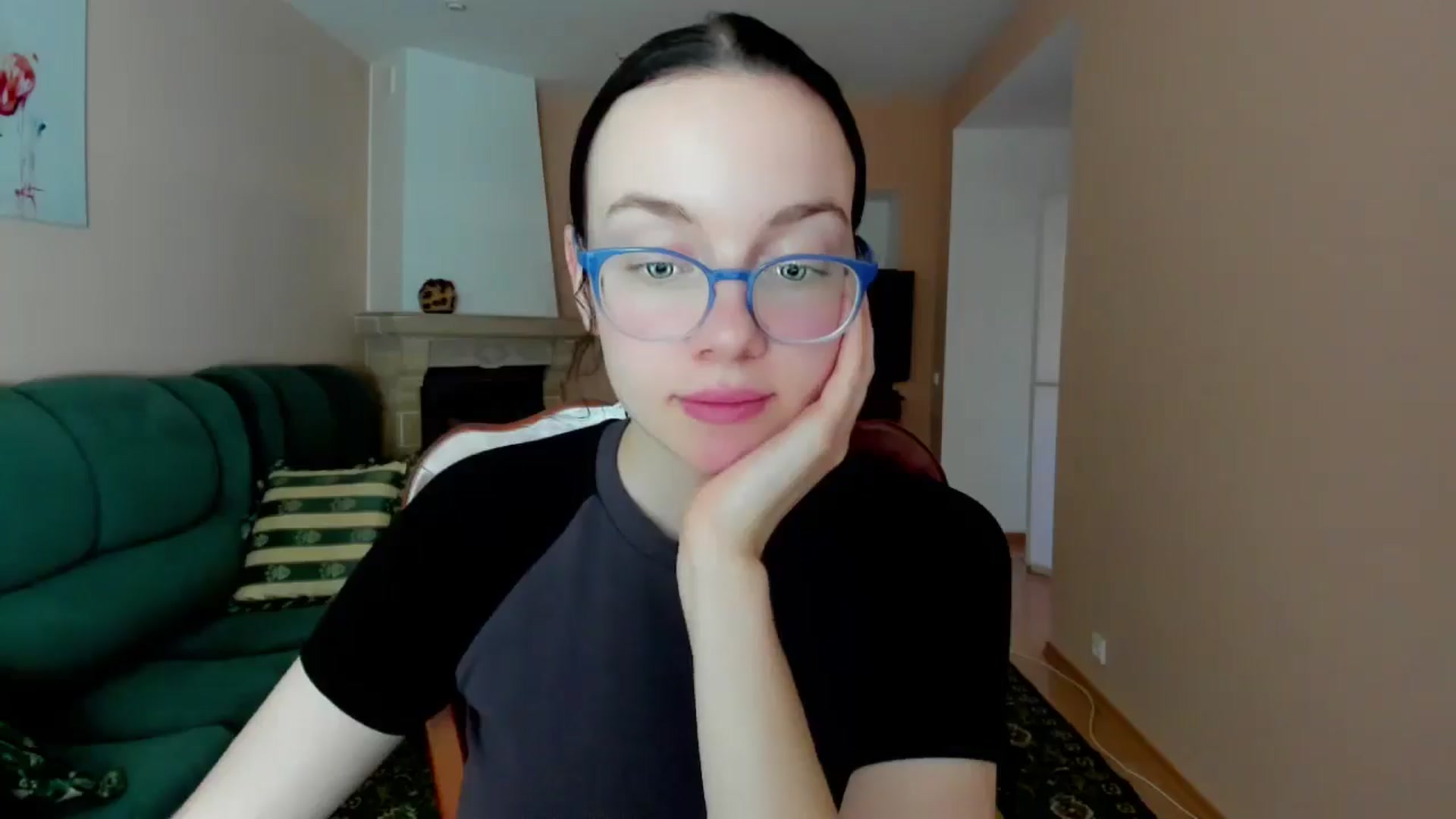 Gallery image thumbnail from Baby_Melania's myfreecams stream on, 05/28/2025, 17:06 image 18 of 20