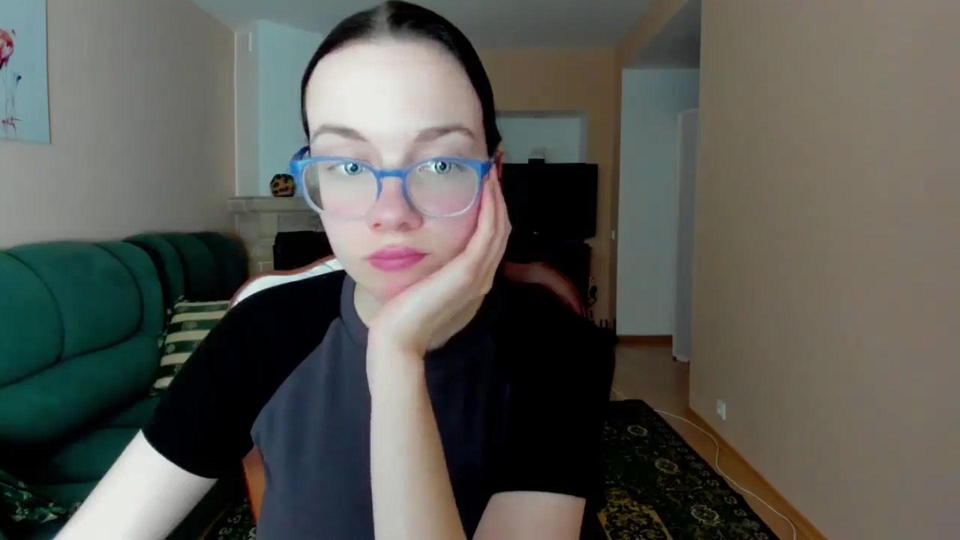 Gallery image thumbnail from Baby_Melania's myfreecams stream on, 05/28/2025, 18:22 image 17 of 20