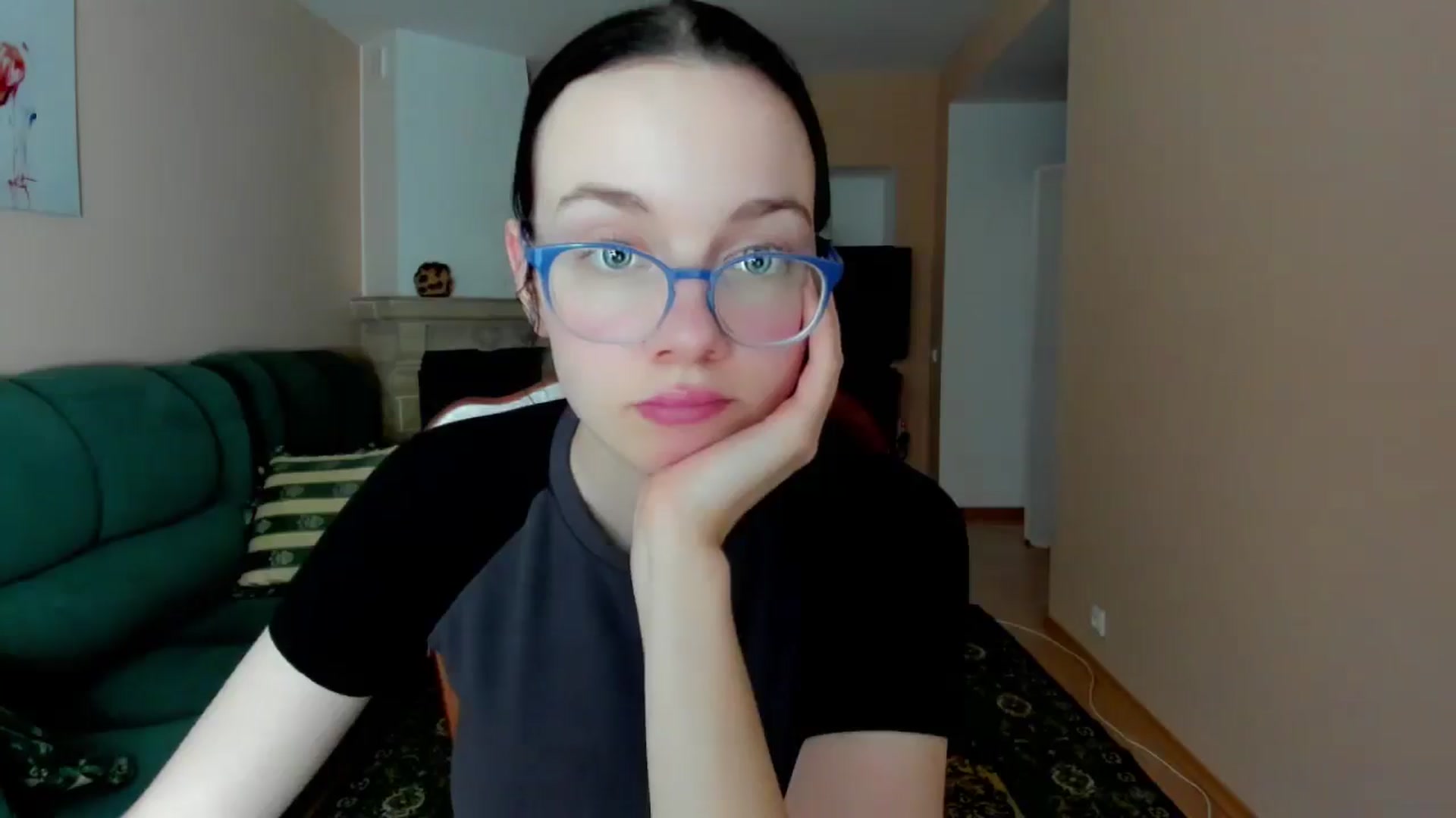 Gallery image thumbnail from Baby_Melania's myfreecams stream on, 05/28/2025, 18:22 image 6 of 20
