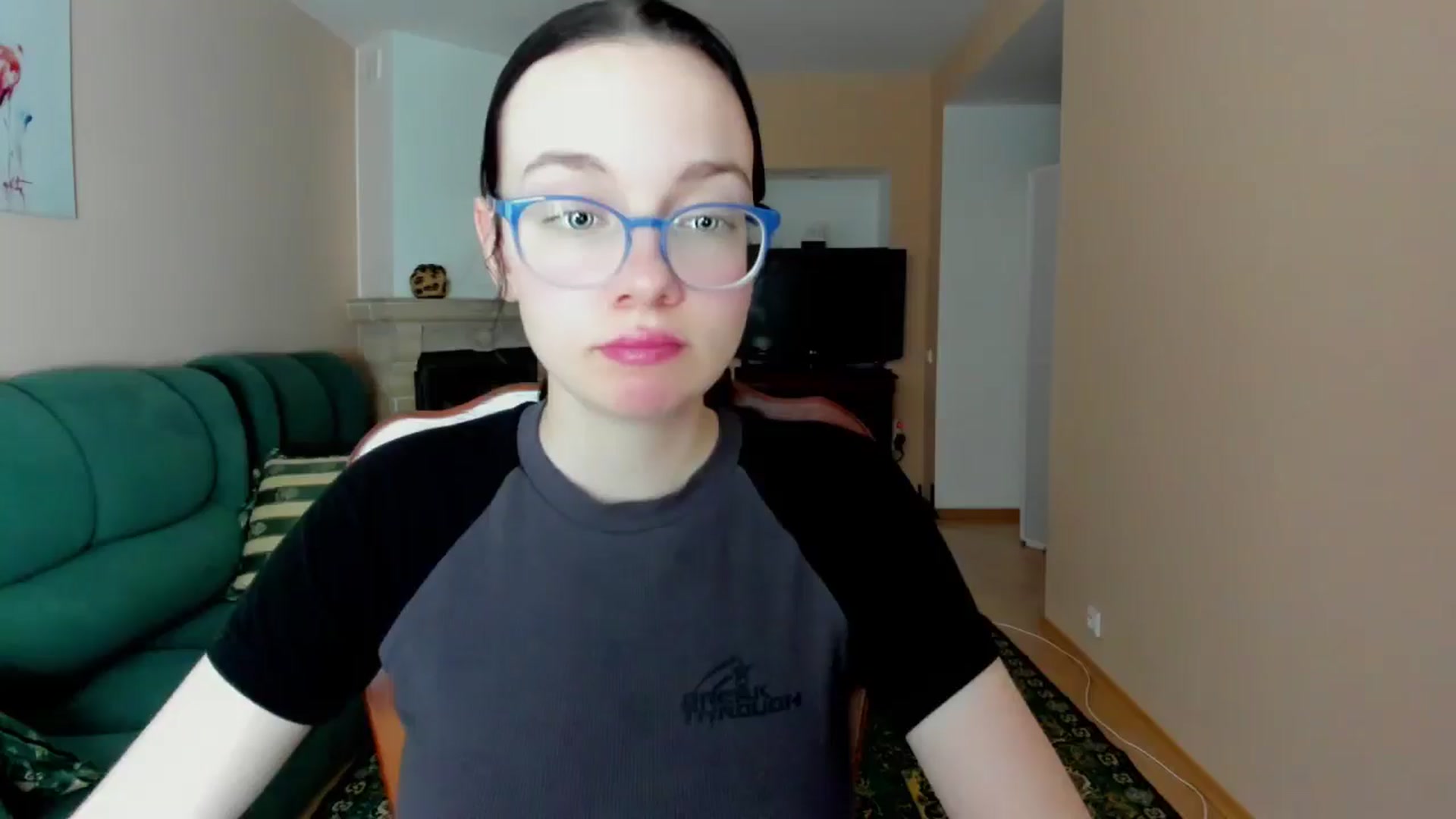 Gallery image thumbnail from Baby_Melania's myfreecams stream on, 05/28/2025, 18:22 image 15 of 20