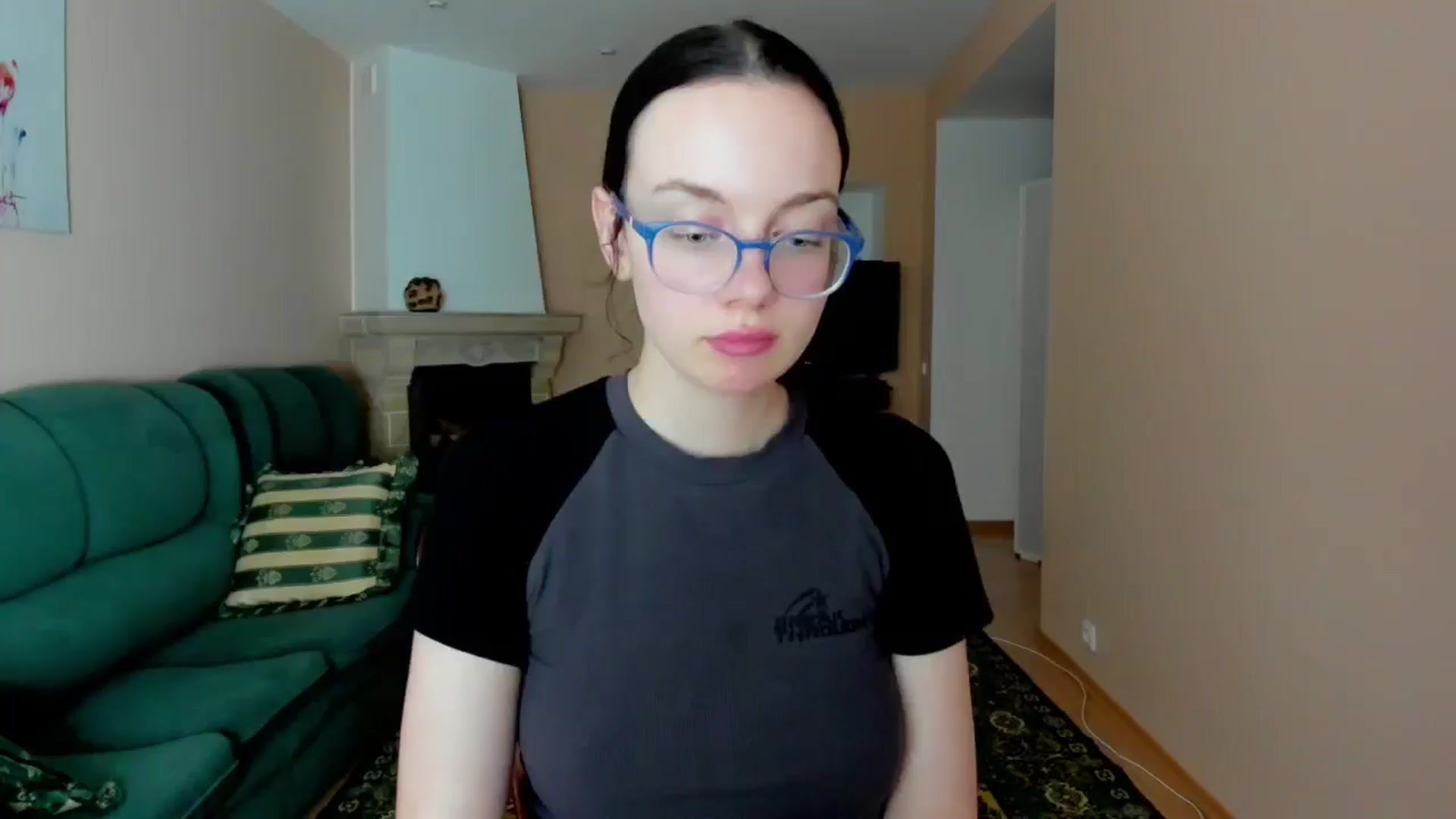 Gallery image thumbnail from Baby_Melania's myfreecams stream on, 05/28/2025, 19:05 image 16 of 20