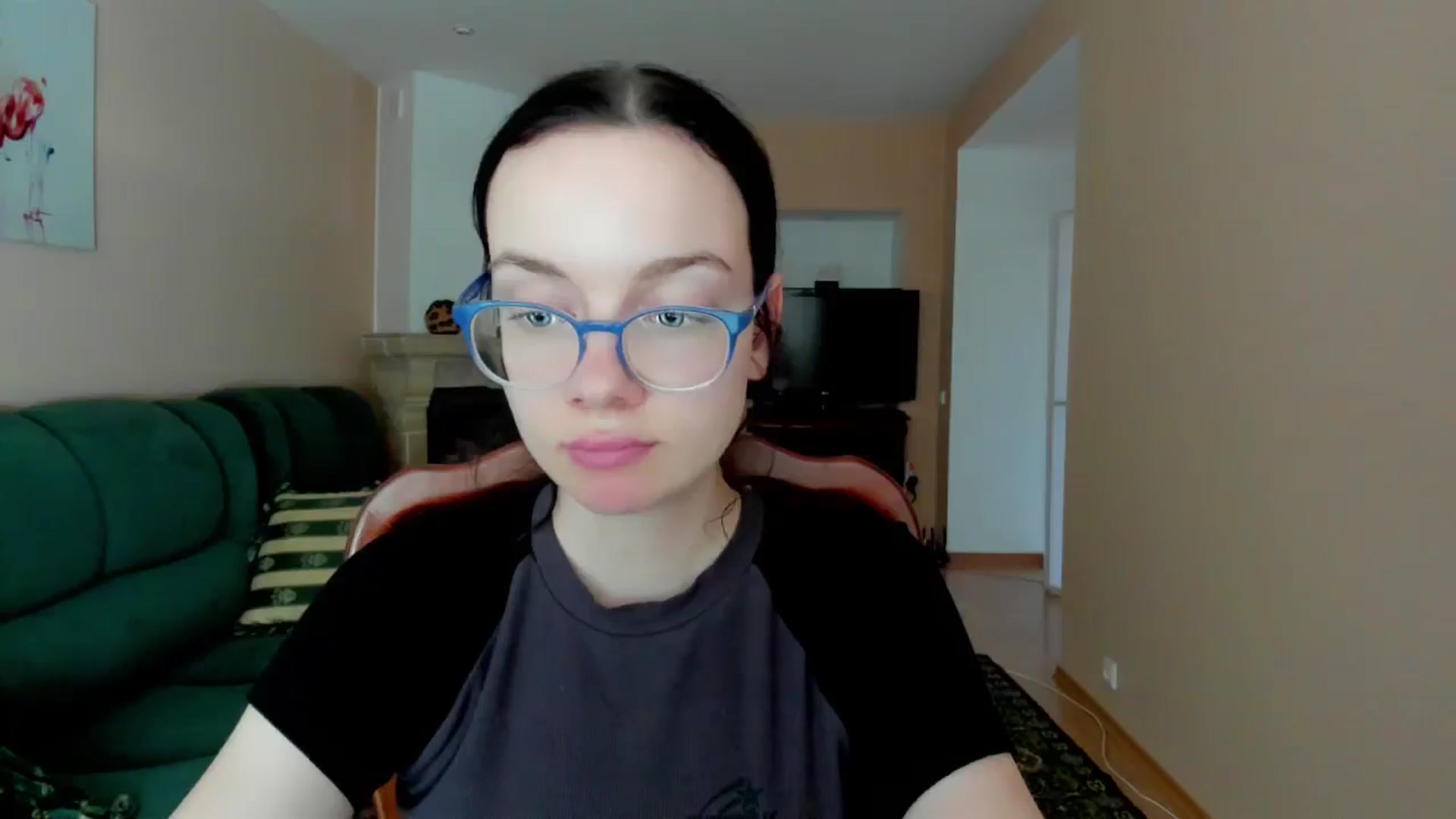 Gallery image thumbnail from Baby_Melania's myfreecams stream on, 05/29/2025, 17:01 image 12 of 20