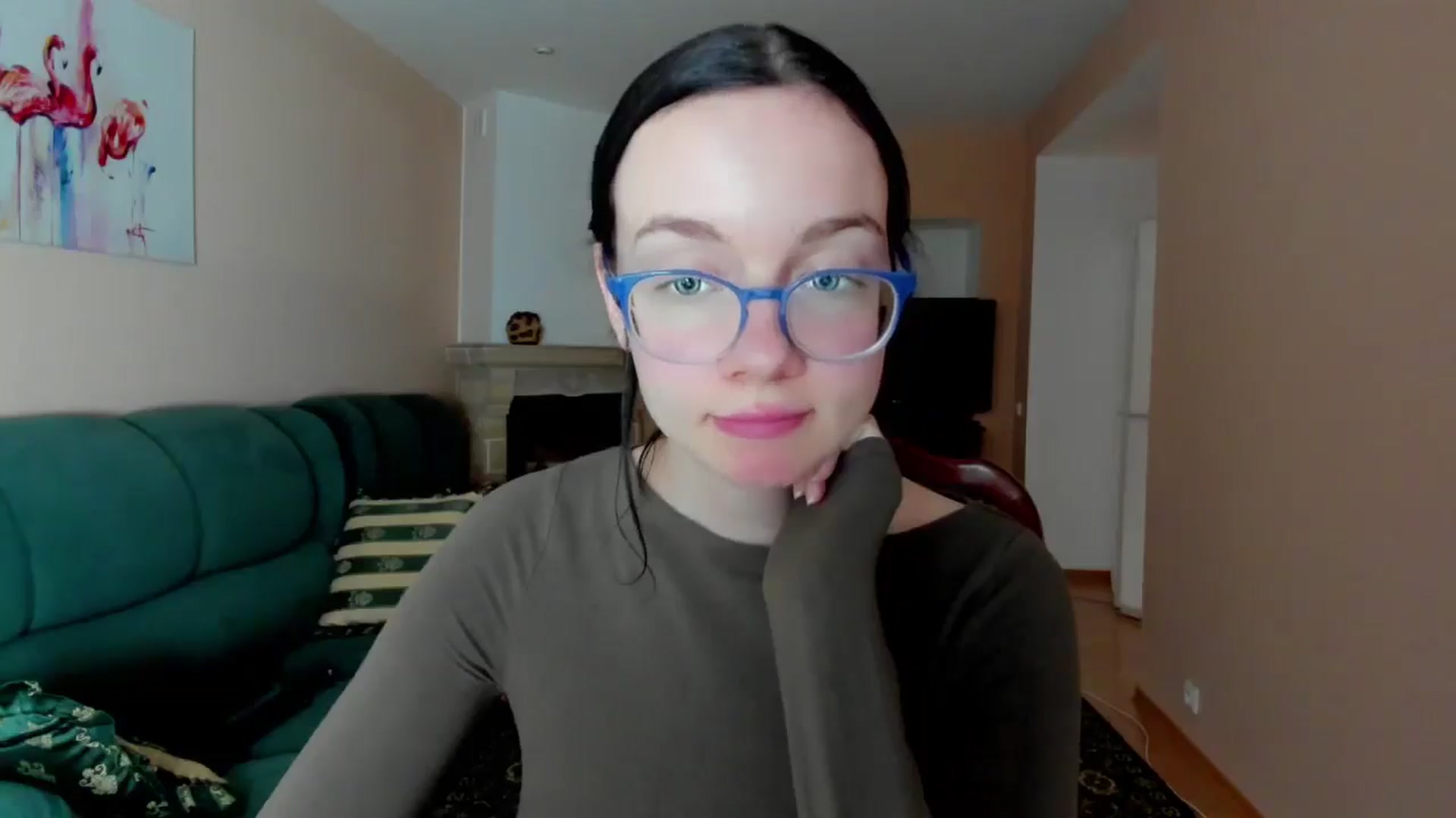 Gallery image thumbnail from Baby_Melania's myfreecams stream on, 05/31/2025, 19:01 image 17 of 20