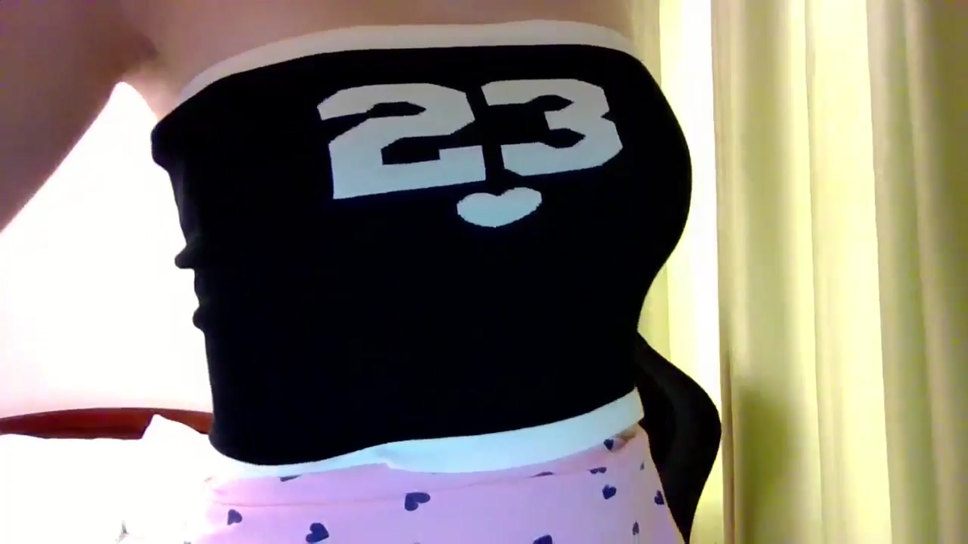 Gallery image thumbnail from Baby_Melania's myfreecams stream on, 06/07/2025, 16:34 image 6 of 20