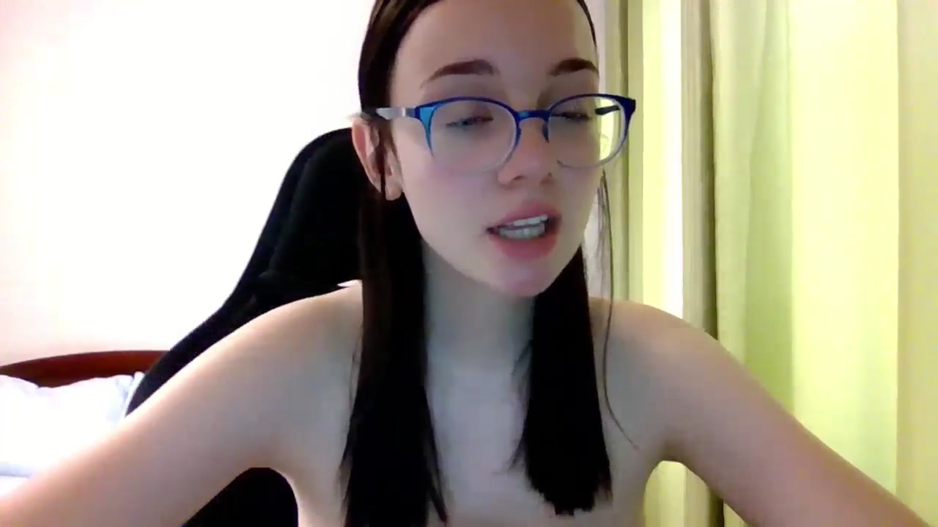 Gallery image thumbnail from Baby_Melania's myfreecams stream on, 06/10/2025, 17:14 image 7 of 20