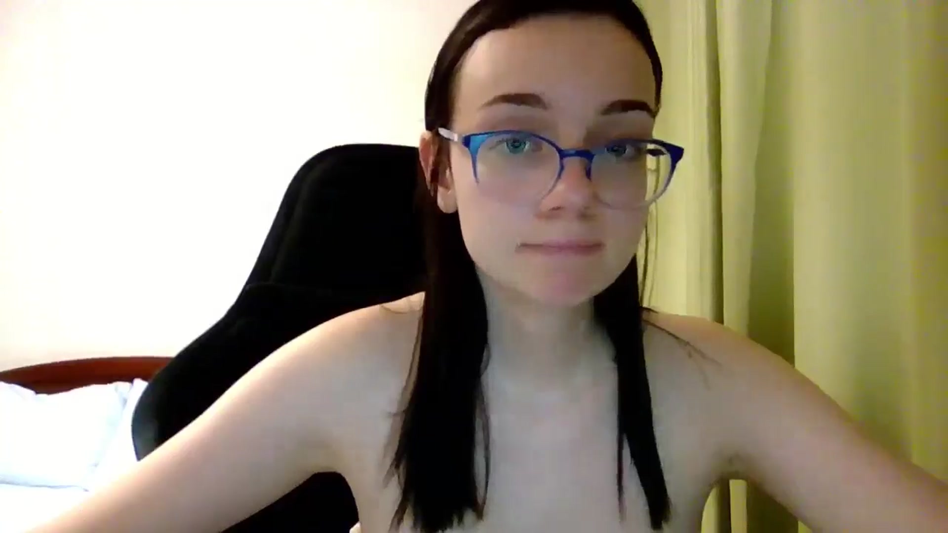 Gallery image thumbnail from Baby_Melania's myfreecams stream on, 06/10/2025, 19:29 image 19 of 20