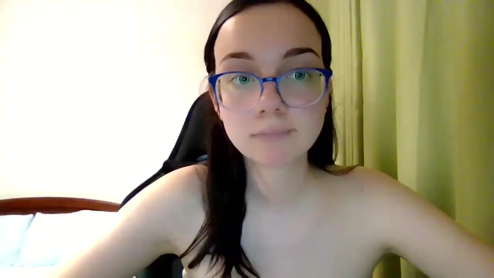 Gallery image thumbnail from Baby_Melania's myfreecams stream on, 06/12/2025, 18:25 image 16 of 20