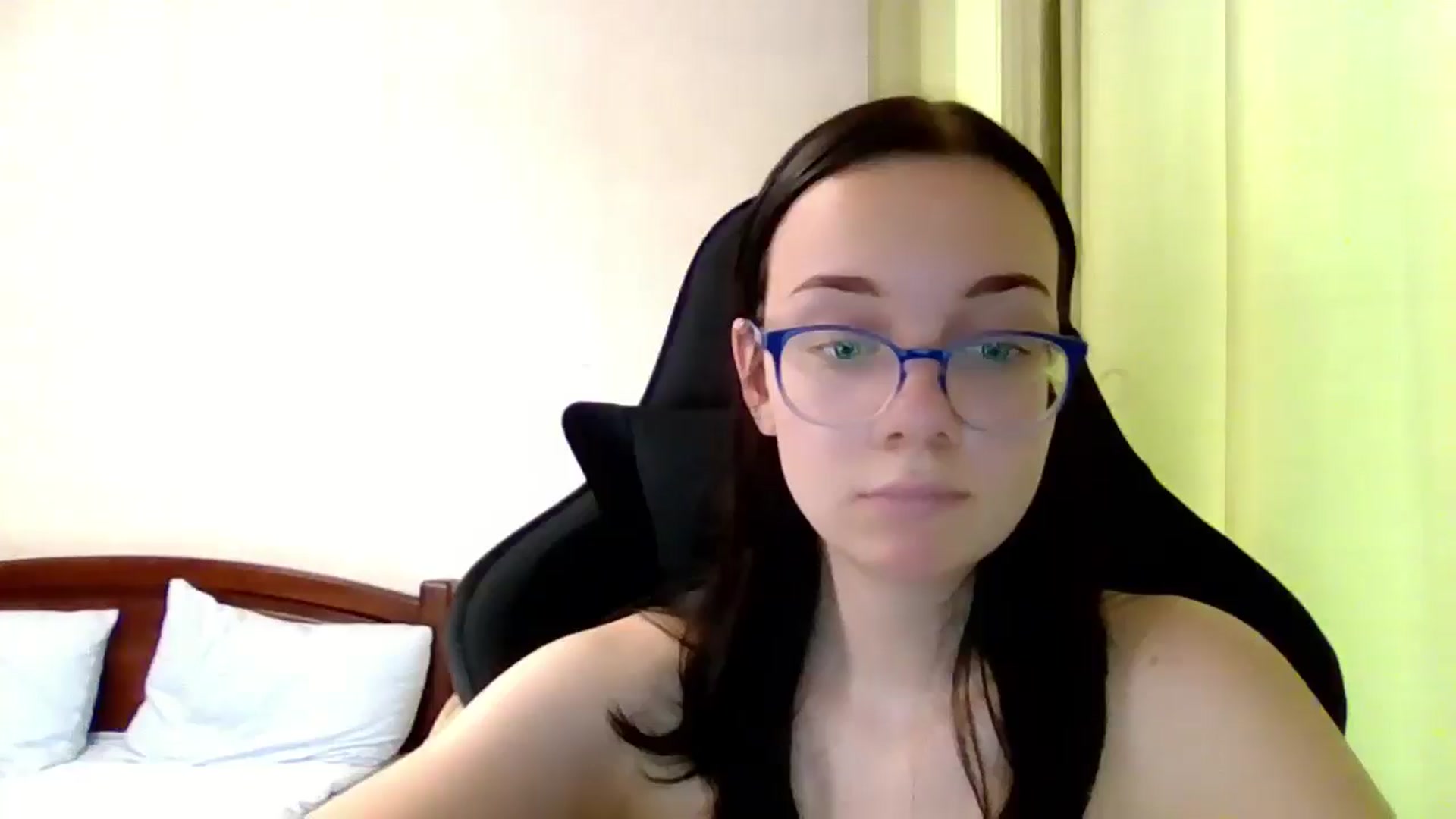 Gallery image thumbnail from Baby_Melania's myfreecams stream on, 06/13/2025, 16:31 image 15 of 20