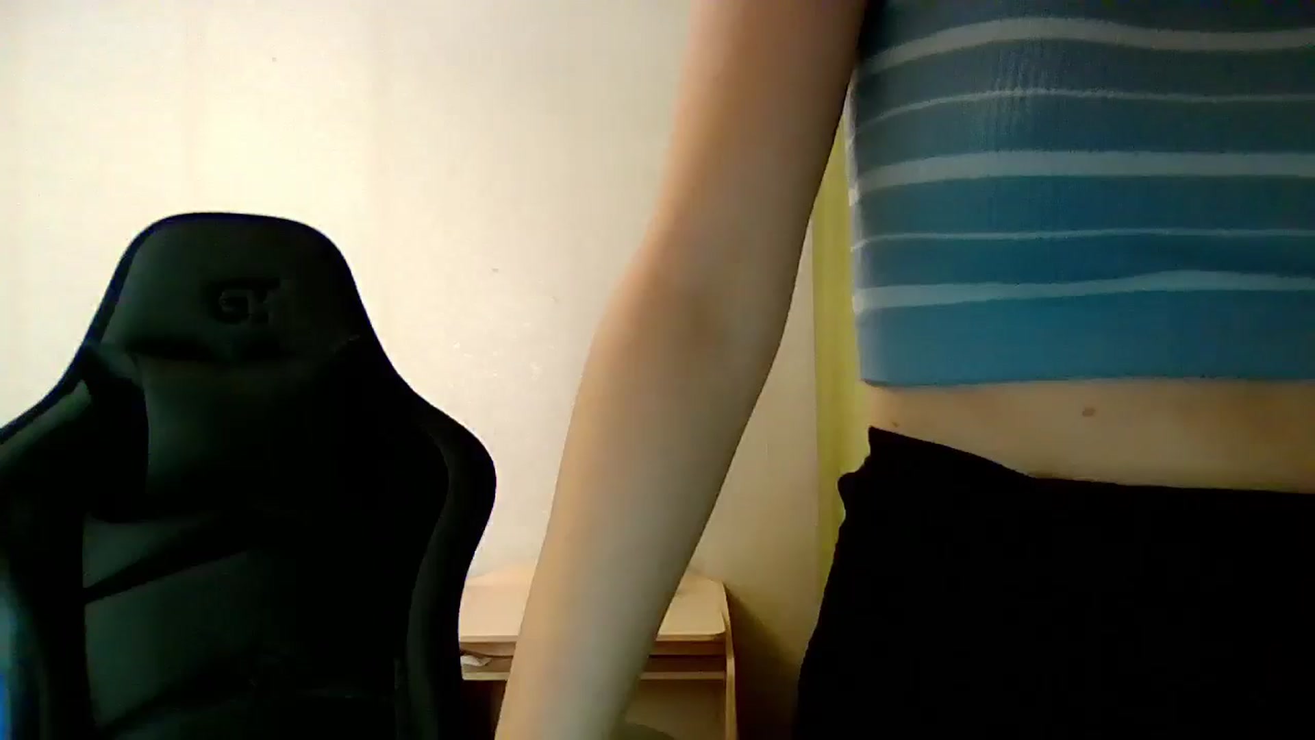 Gallery image thumbnail from Baby_Melania's myfreecams stream on, 06/14/2025, 19:01 image 18 of 20