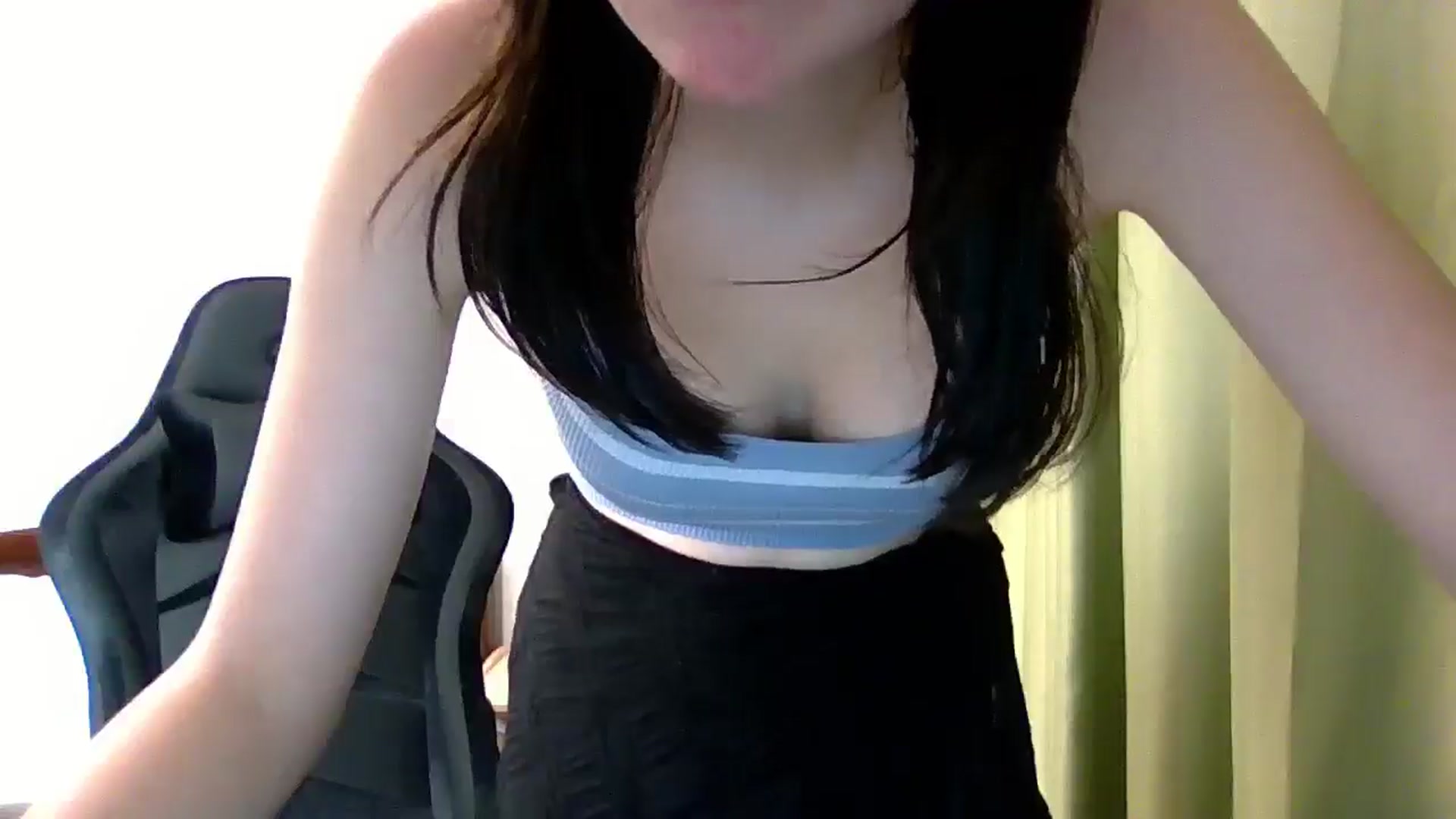 Gallery image thumbnail from Baby_Melania's myfreecams stream on, 06/14/2025, 19:01 image 15 of 20